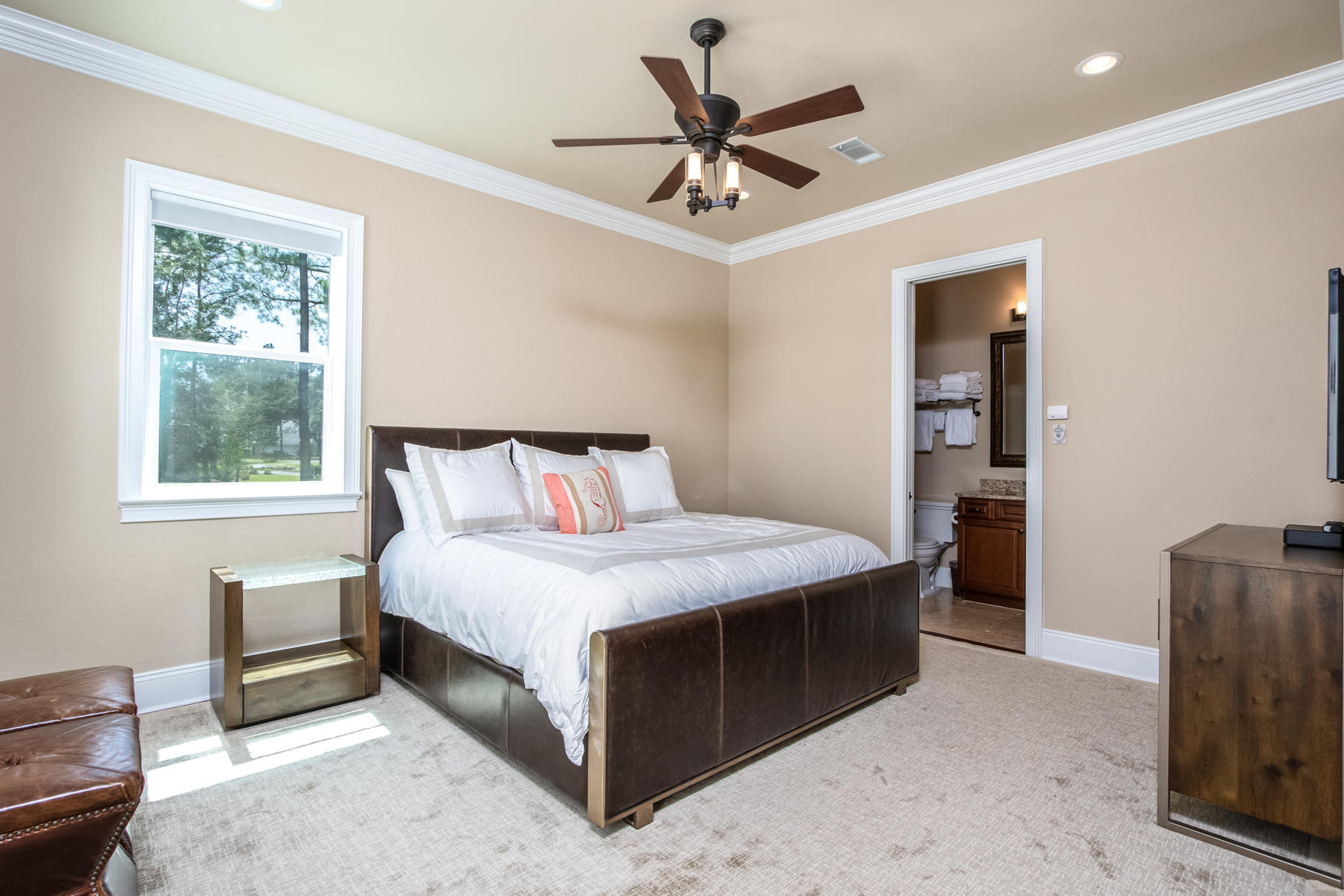 BAYTOWNE AVE EAST - Residential