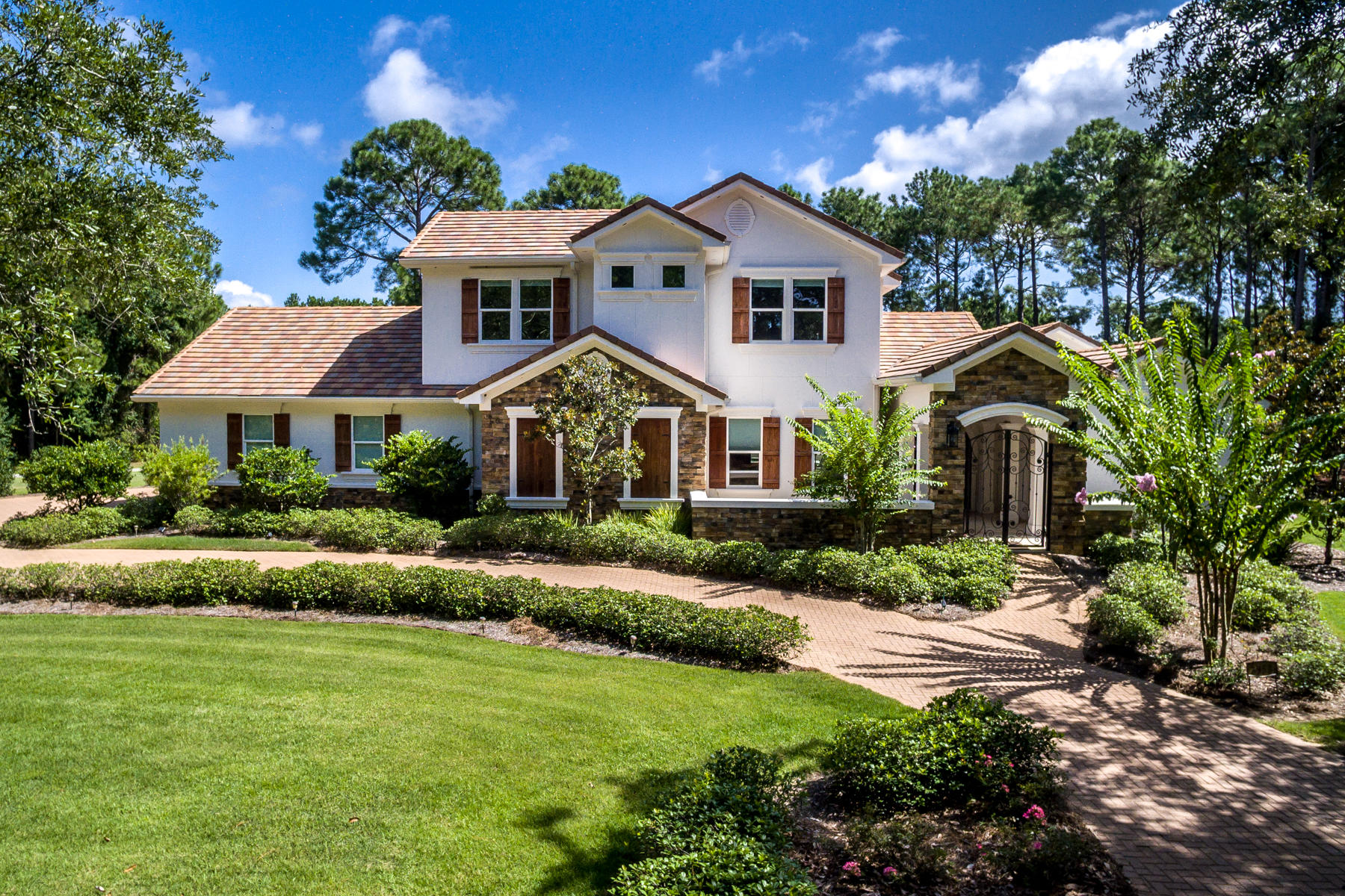 BAYTOWNE AVE EAST - Residential