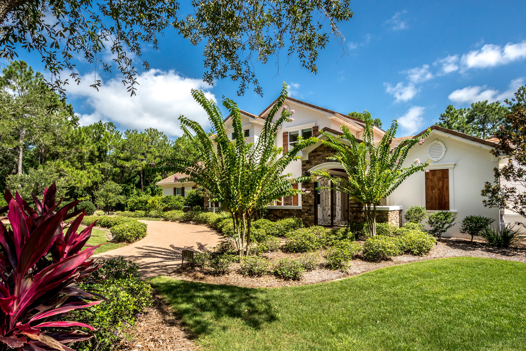 BAYTOWNE AVE EAST - Residential