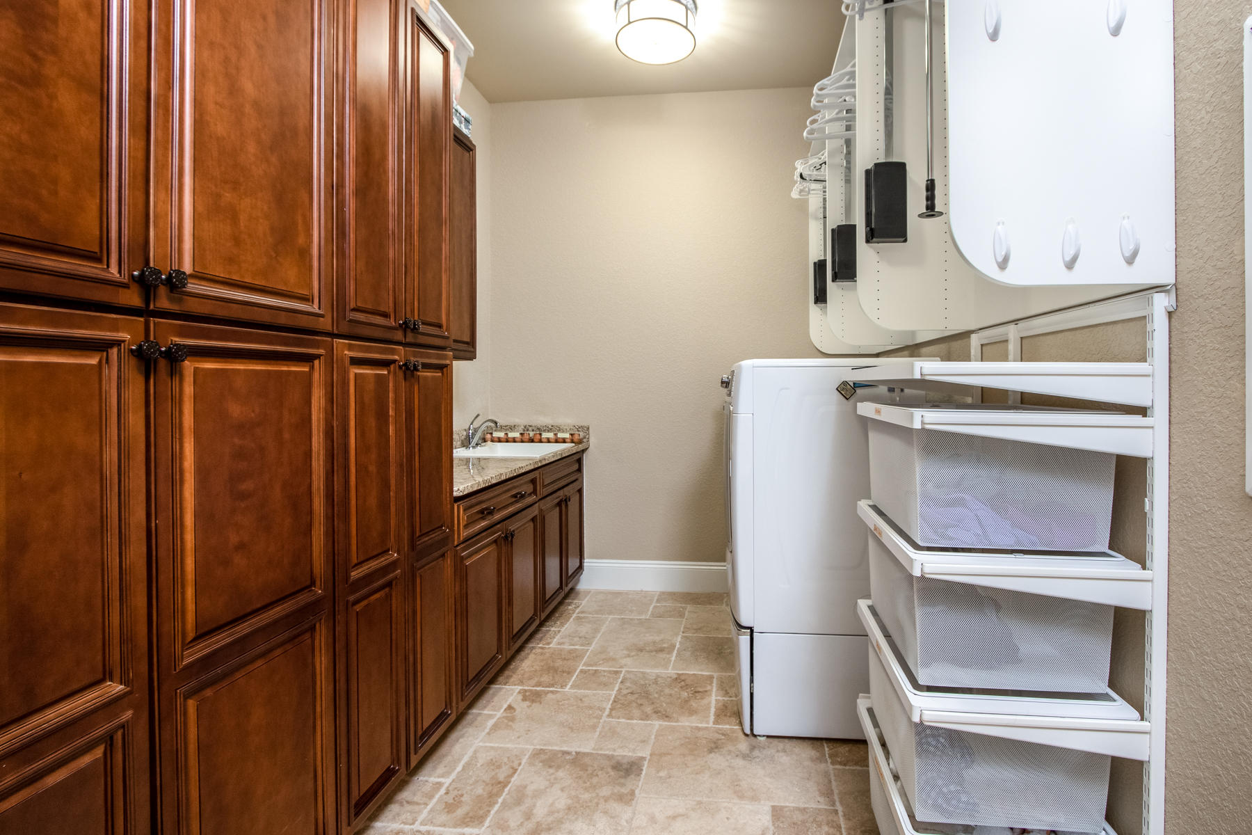 BAYTOWNE AVE EAST - Residential