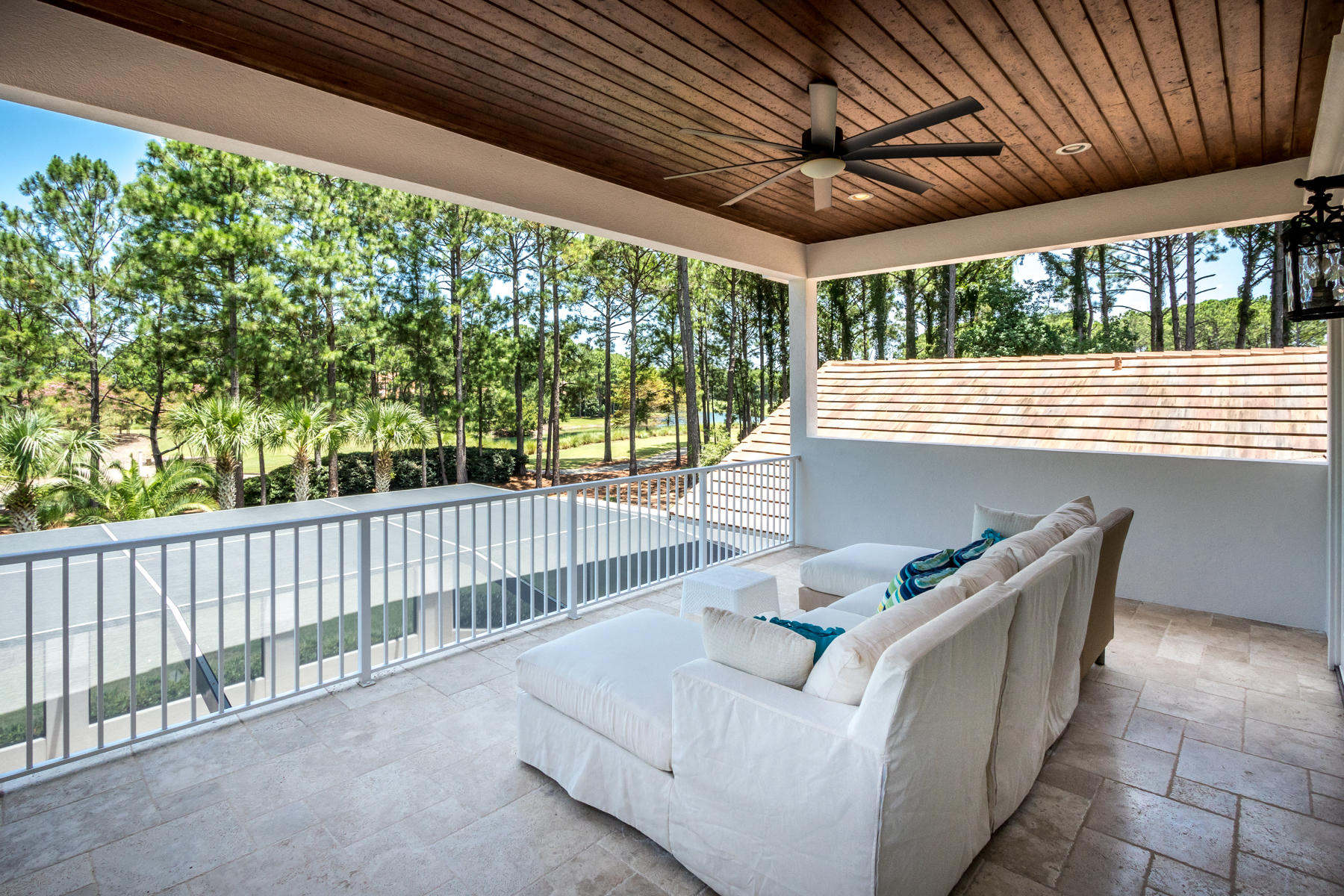 BAYTOWNE AVE EAST - Residential