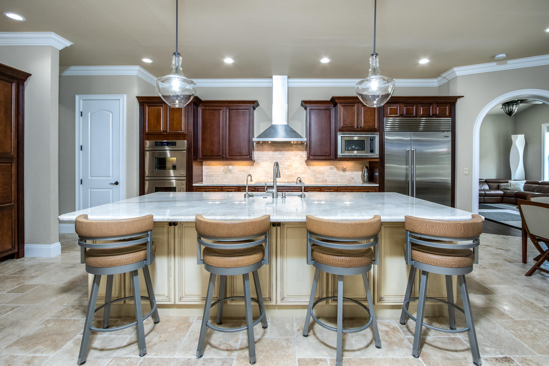 BAYTOWNE AVE EAST - Residential