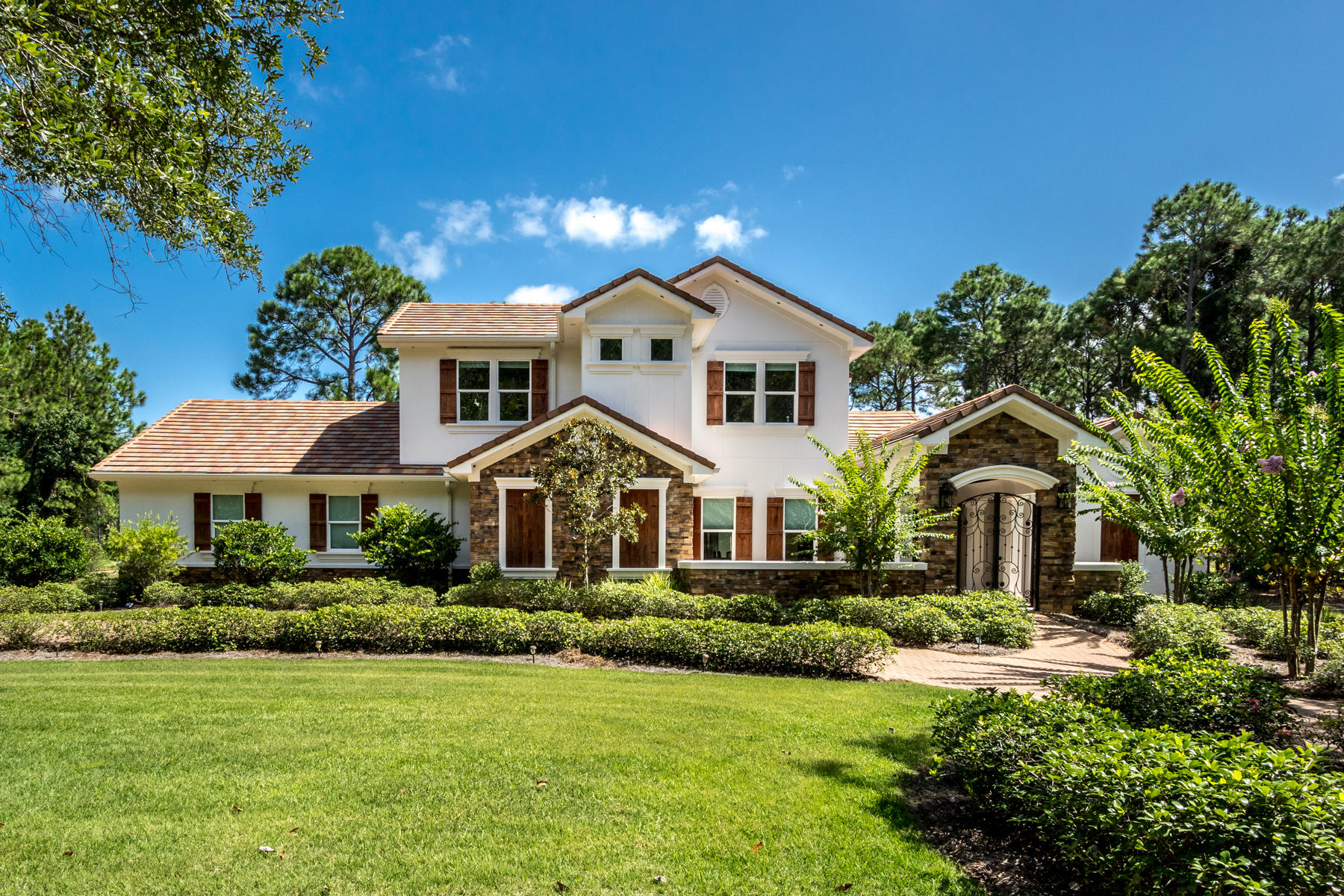 BAYTOWNE AVE EAST - Residential