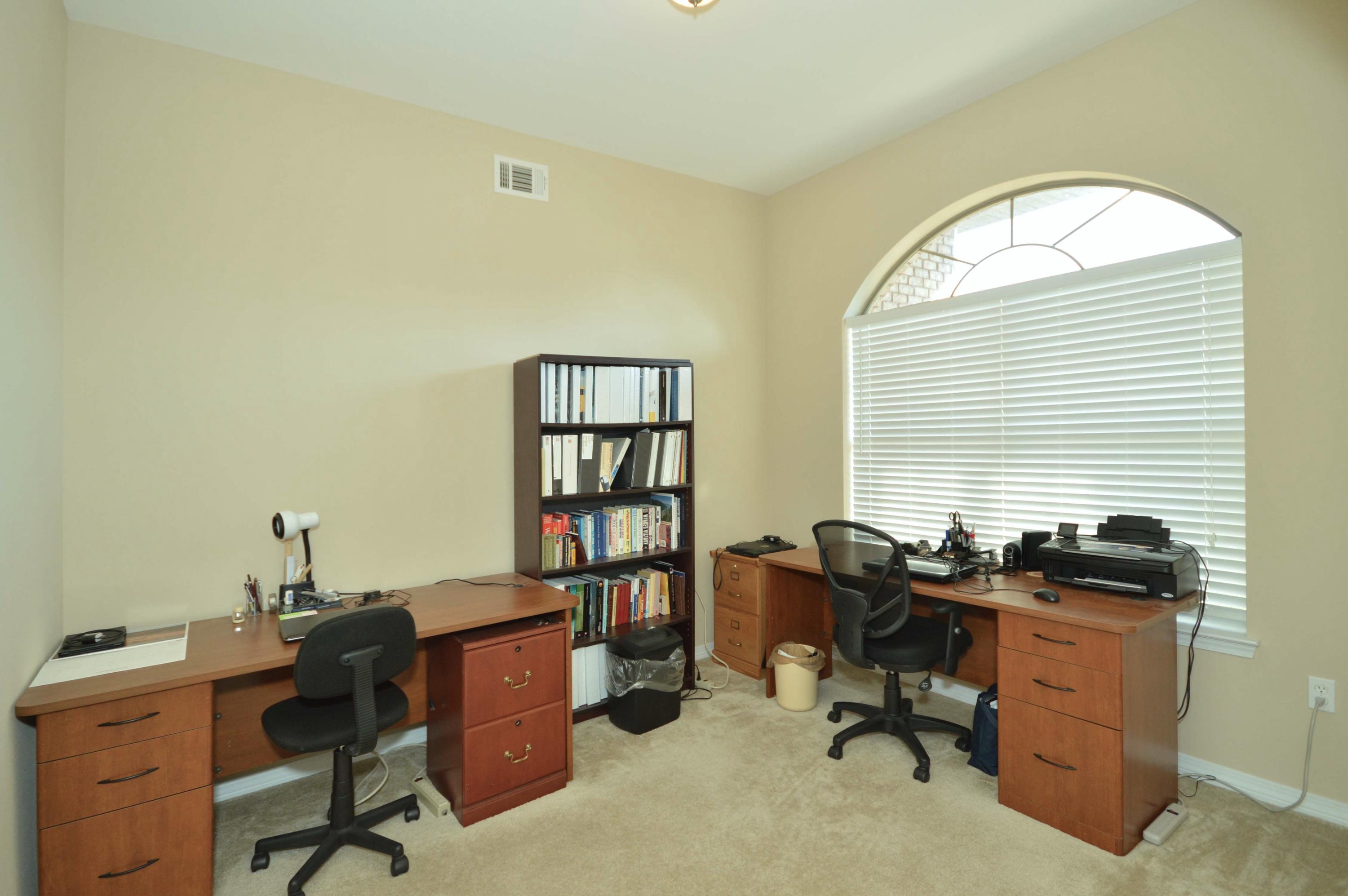 CREETWOOD VILLAGE - Residential