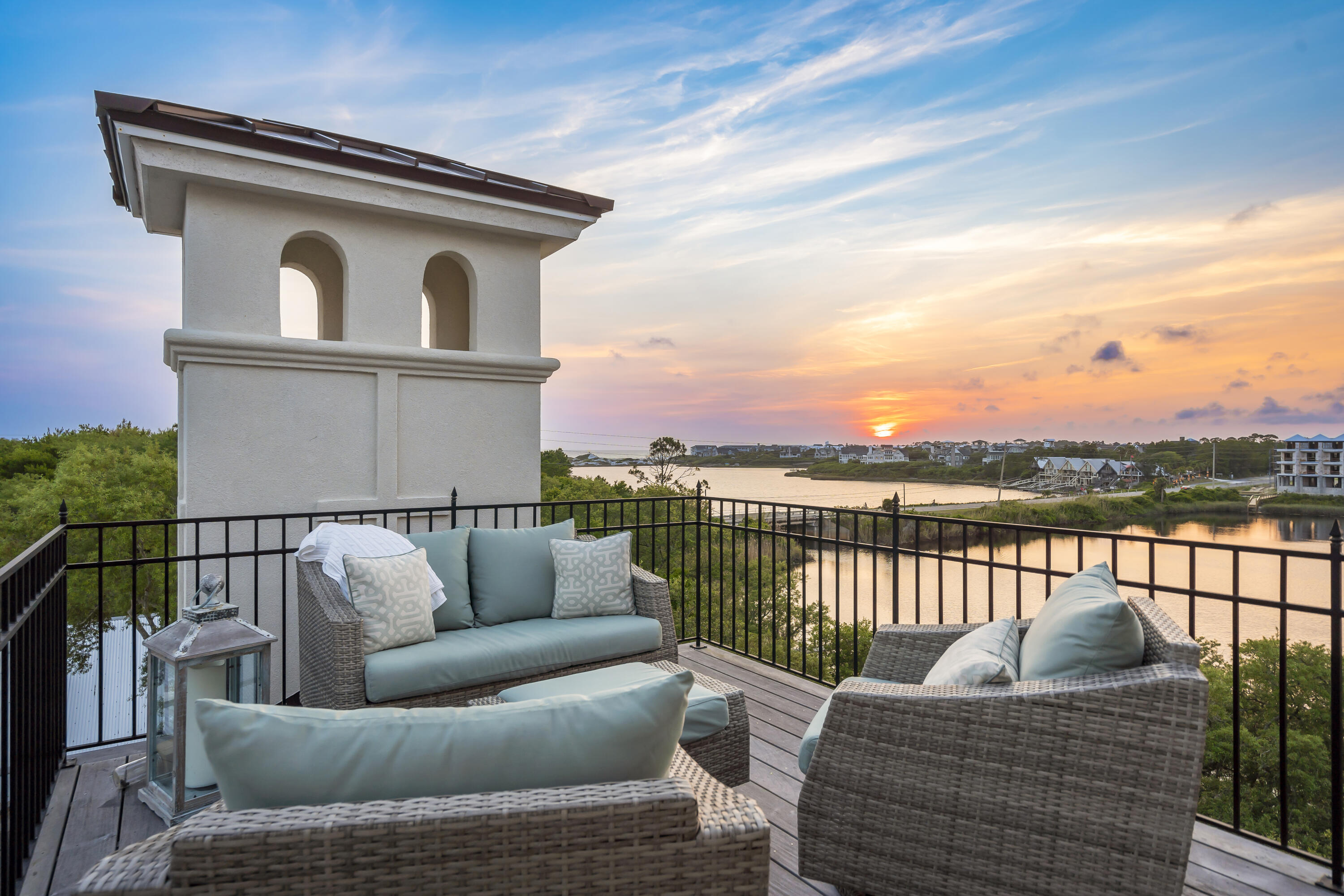 GULF LAKE BEACHES ESTATES - Residential