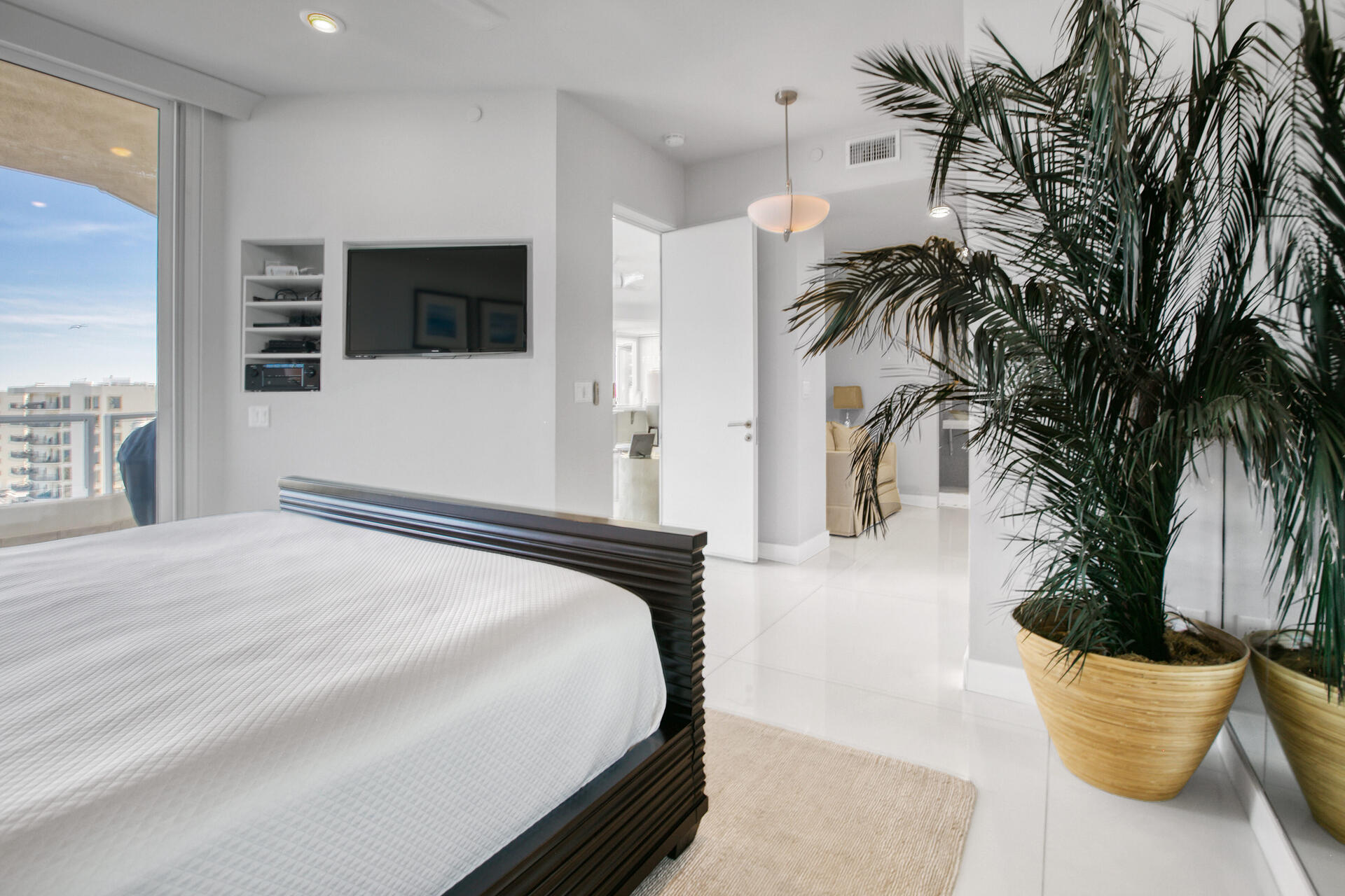 EAST PASS TOWERS CONDO PH 2 - Residential