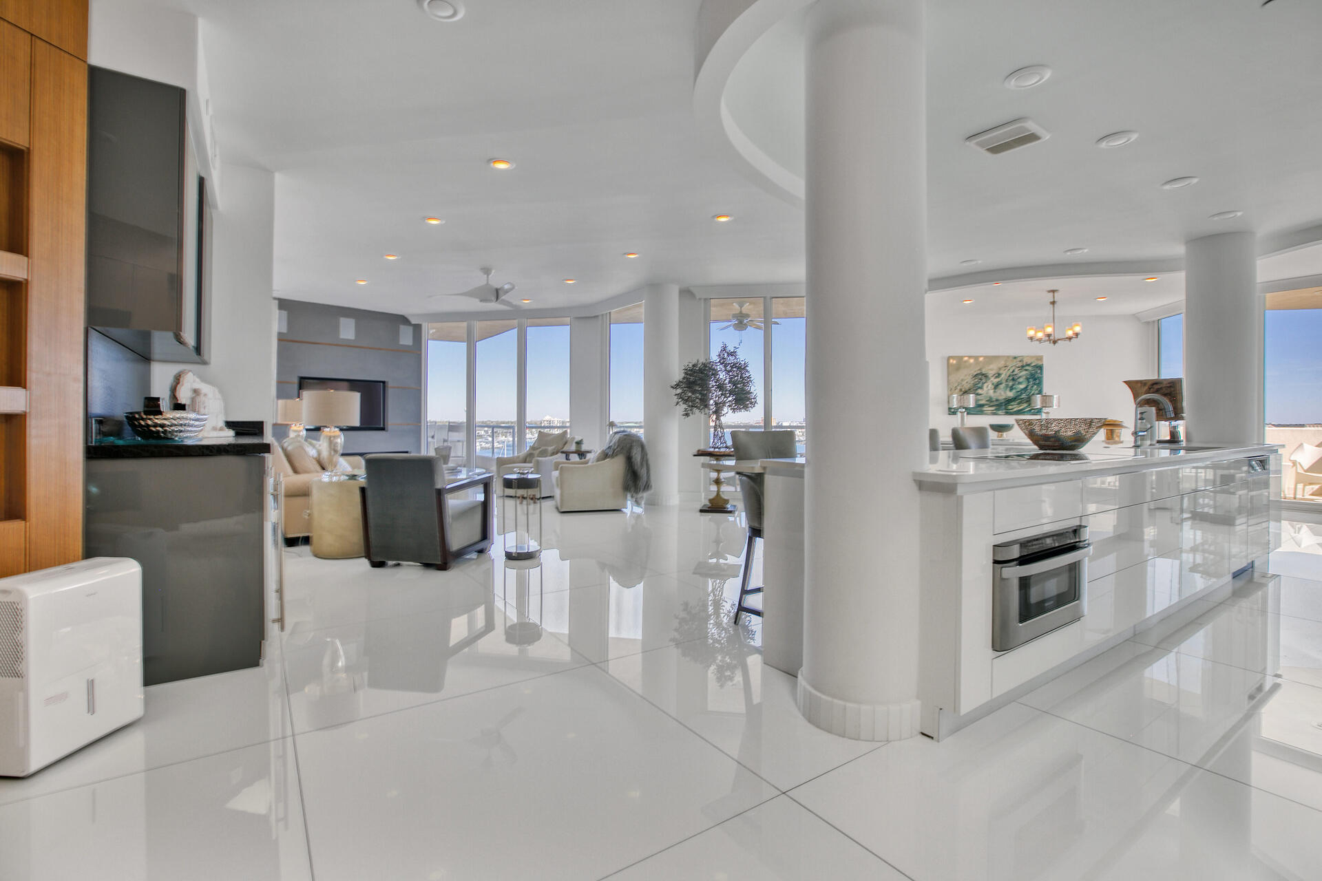 EAST PASS TOWERS CONDO PH 2 - Residential