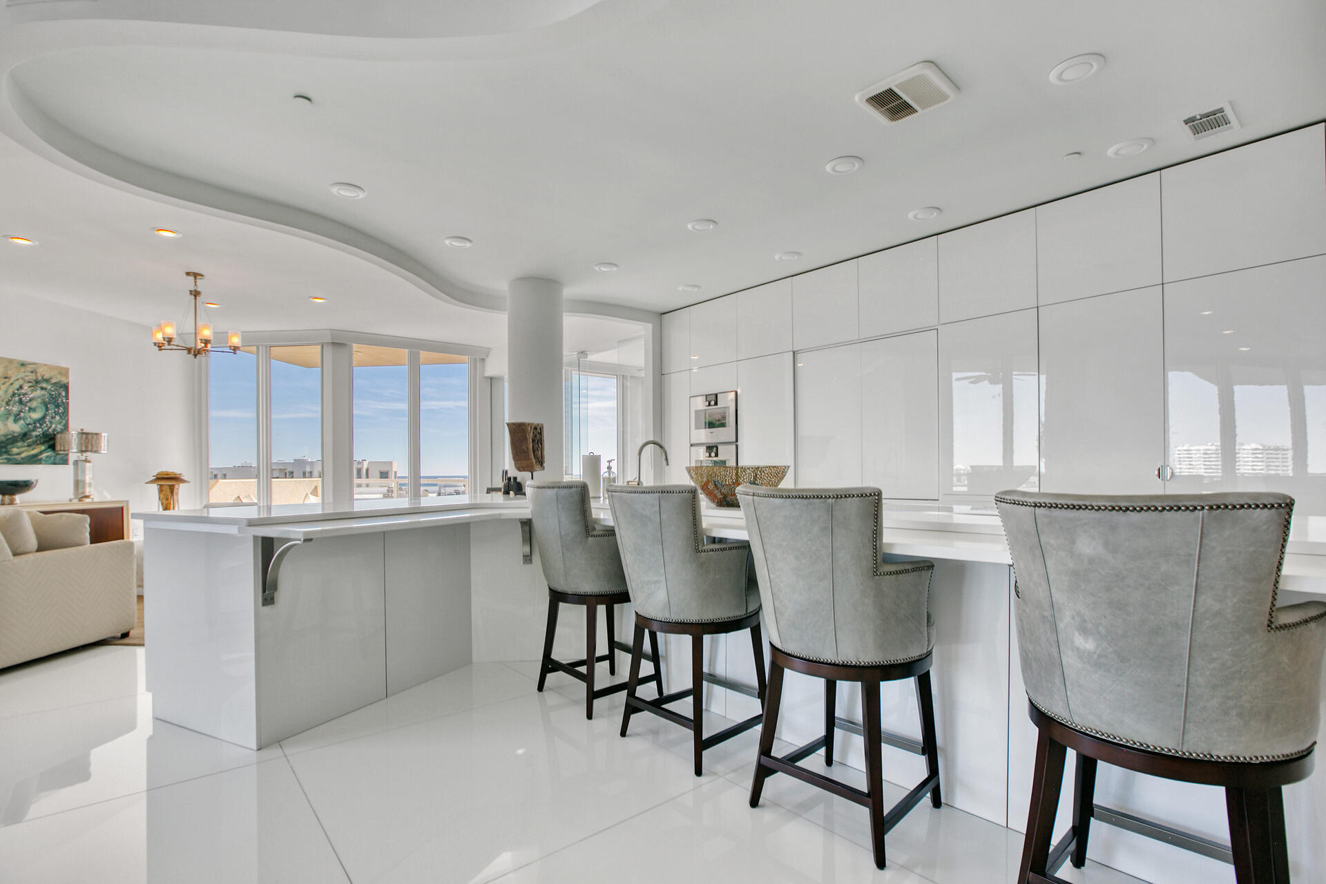 EAST PASS TOWERS CONDO PH 2 - Residential