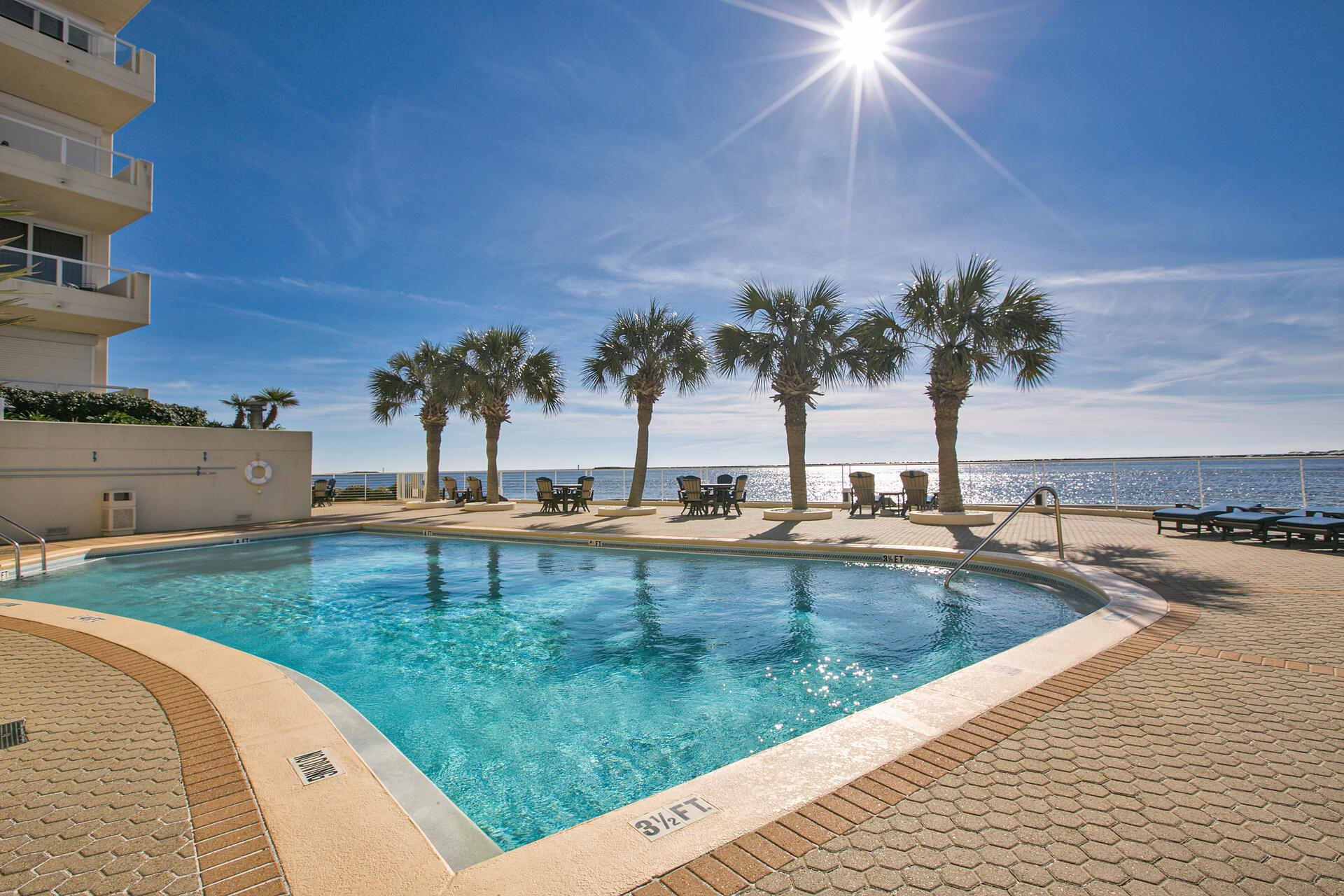 EAST PASS TOWERS CONDO PH 2 - Residential