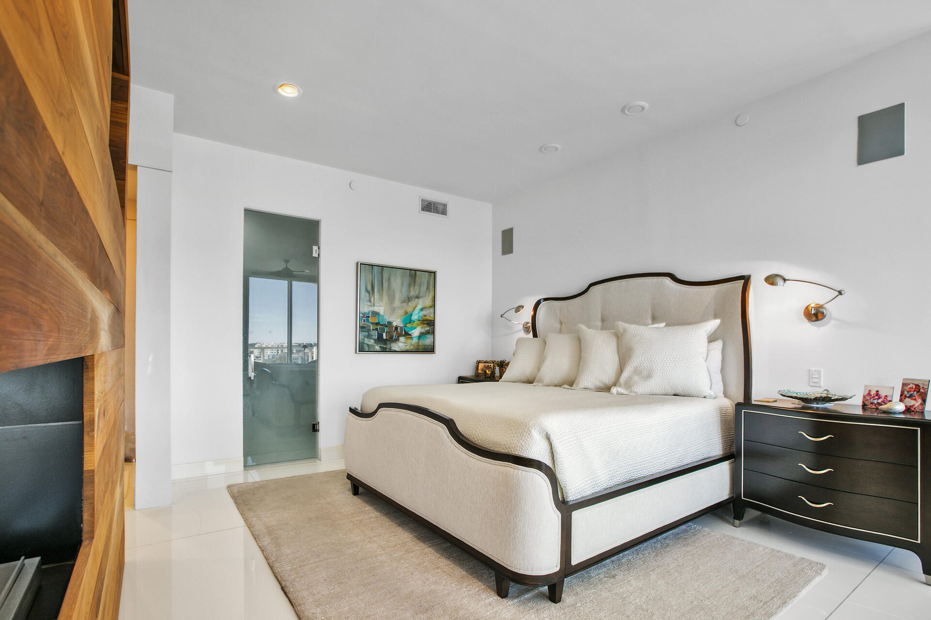 EAST PASS TOWERS CONDO PH 2 - Residential