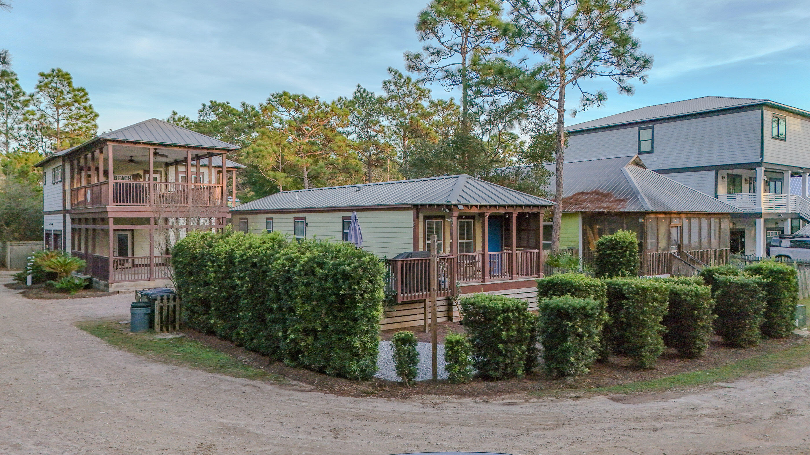 GULF SHORE MANOR - Residential