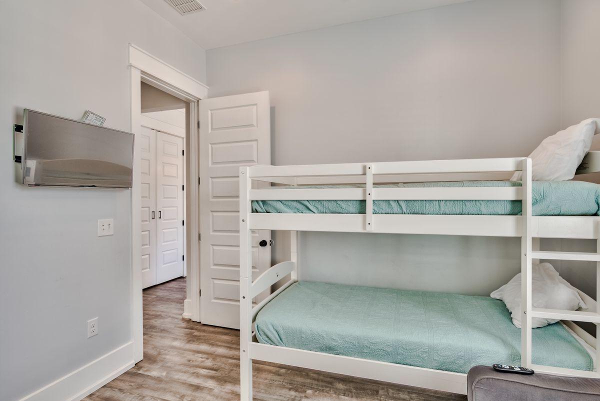 CRYSTAL BEACH - Residential