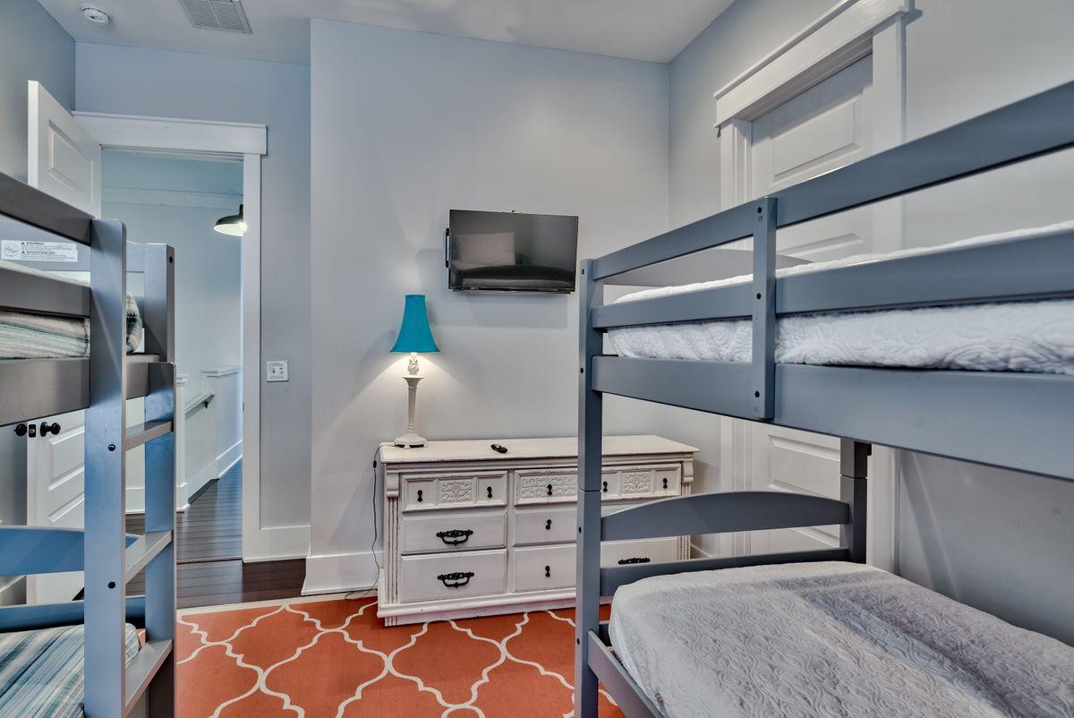 CRYSTAL BEACH - Residential