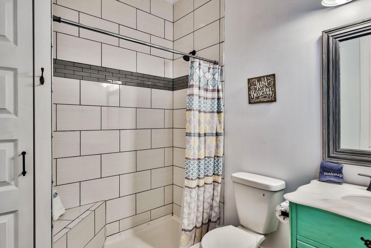 CRYSTAL BEACH - Residential