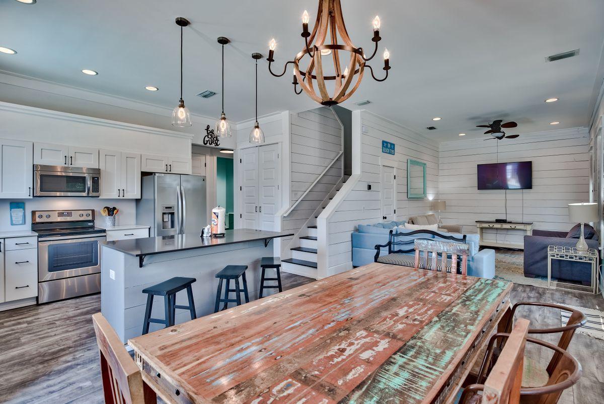 CRYSTAL BEACH - Residential