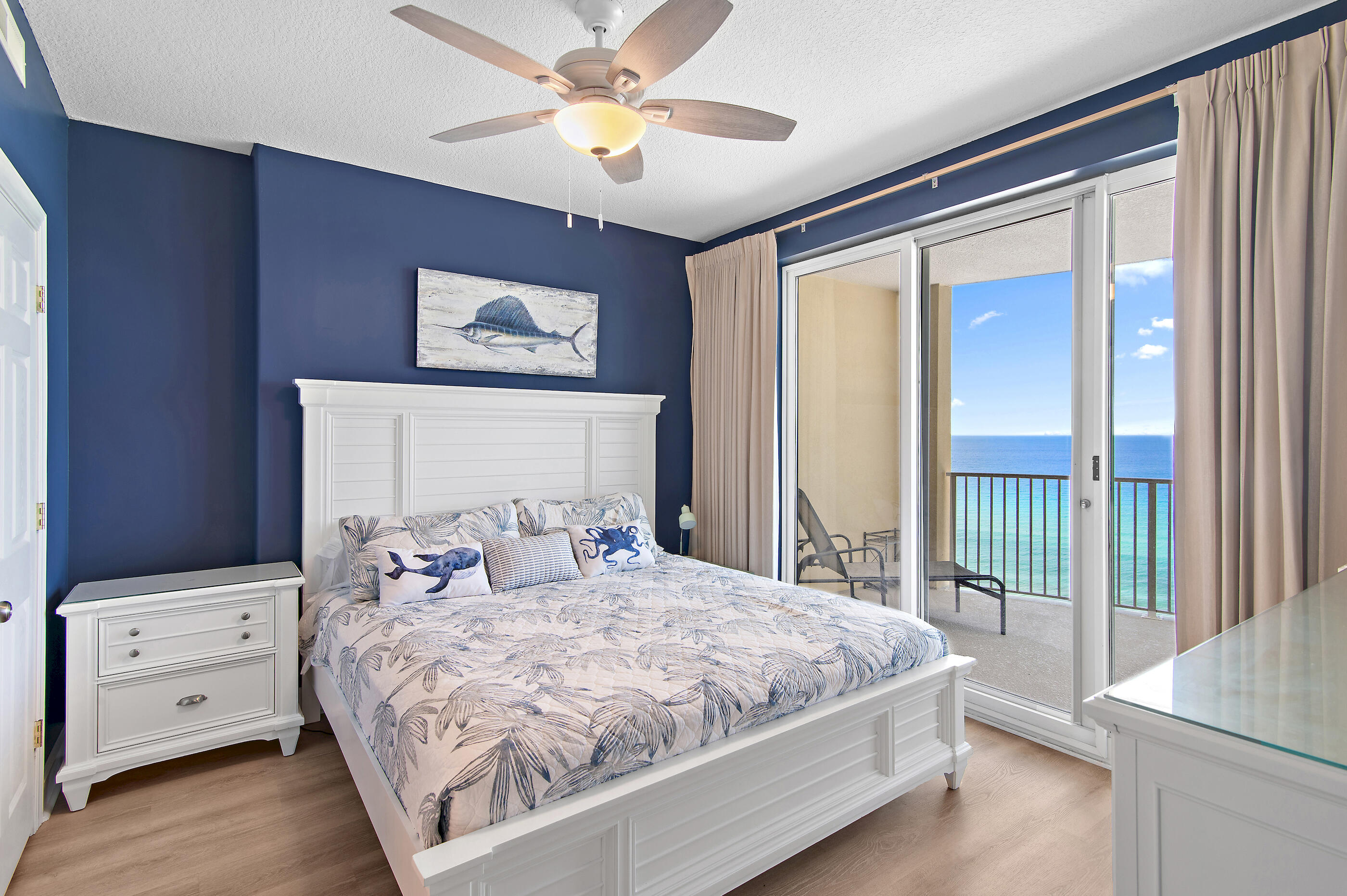 EMERALD ISLE - Residential