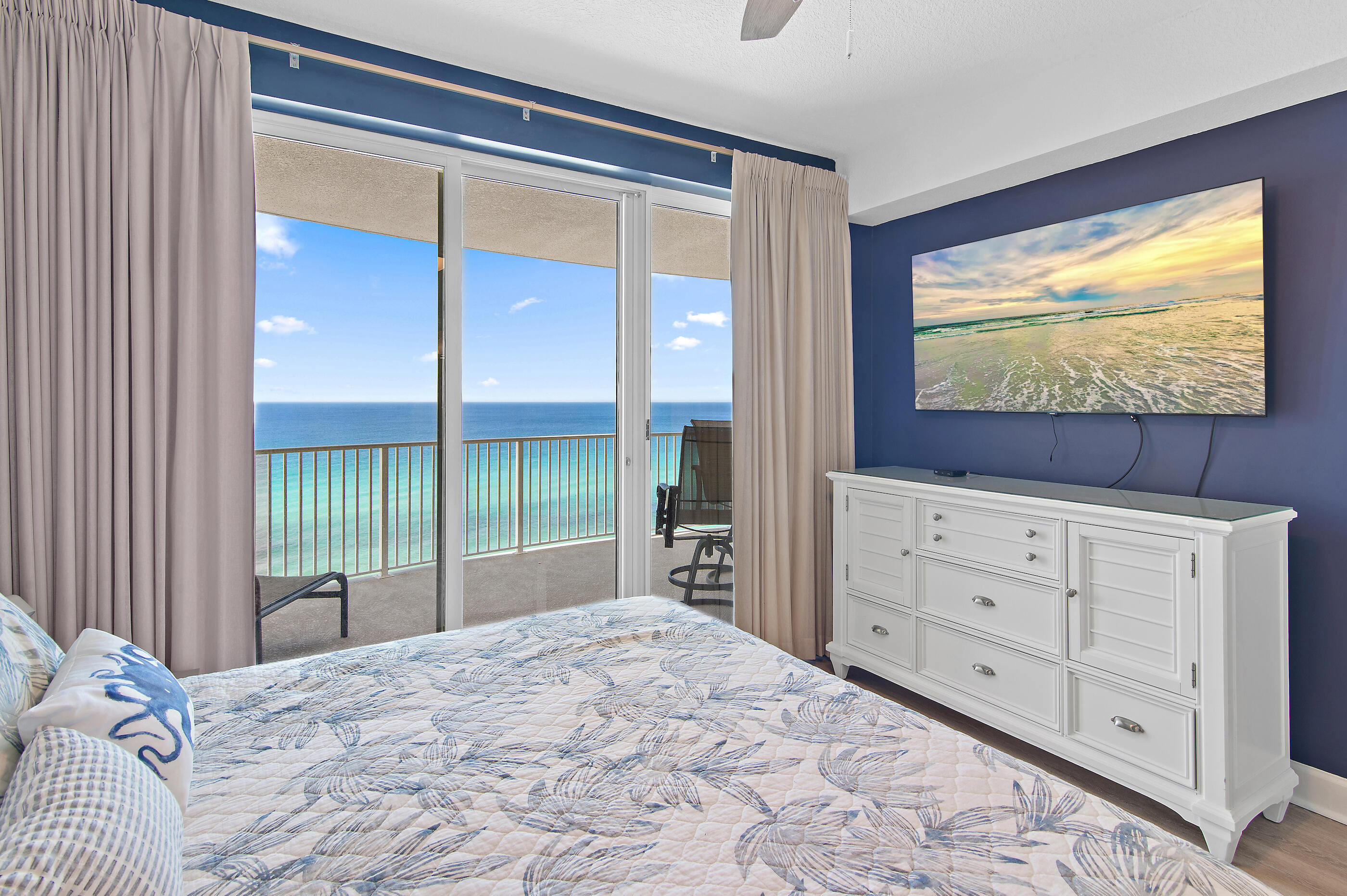EMERALD ISLE - Residential