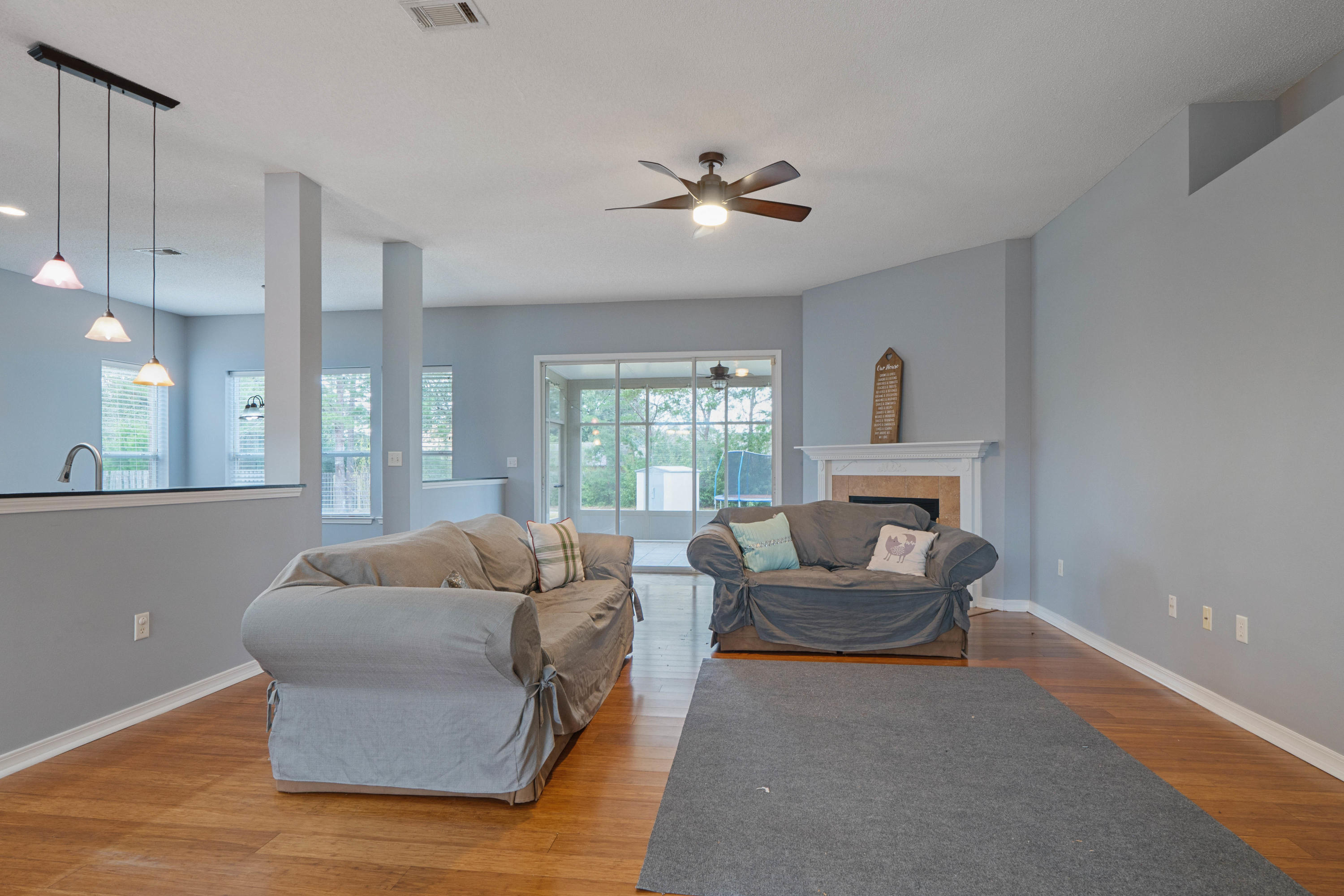 HOLLEY BY THE SEA - Residential