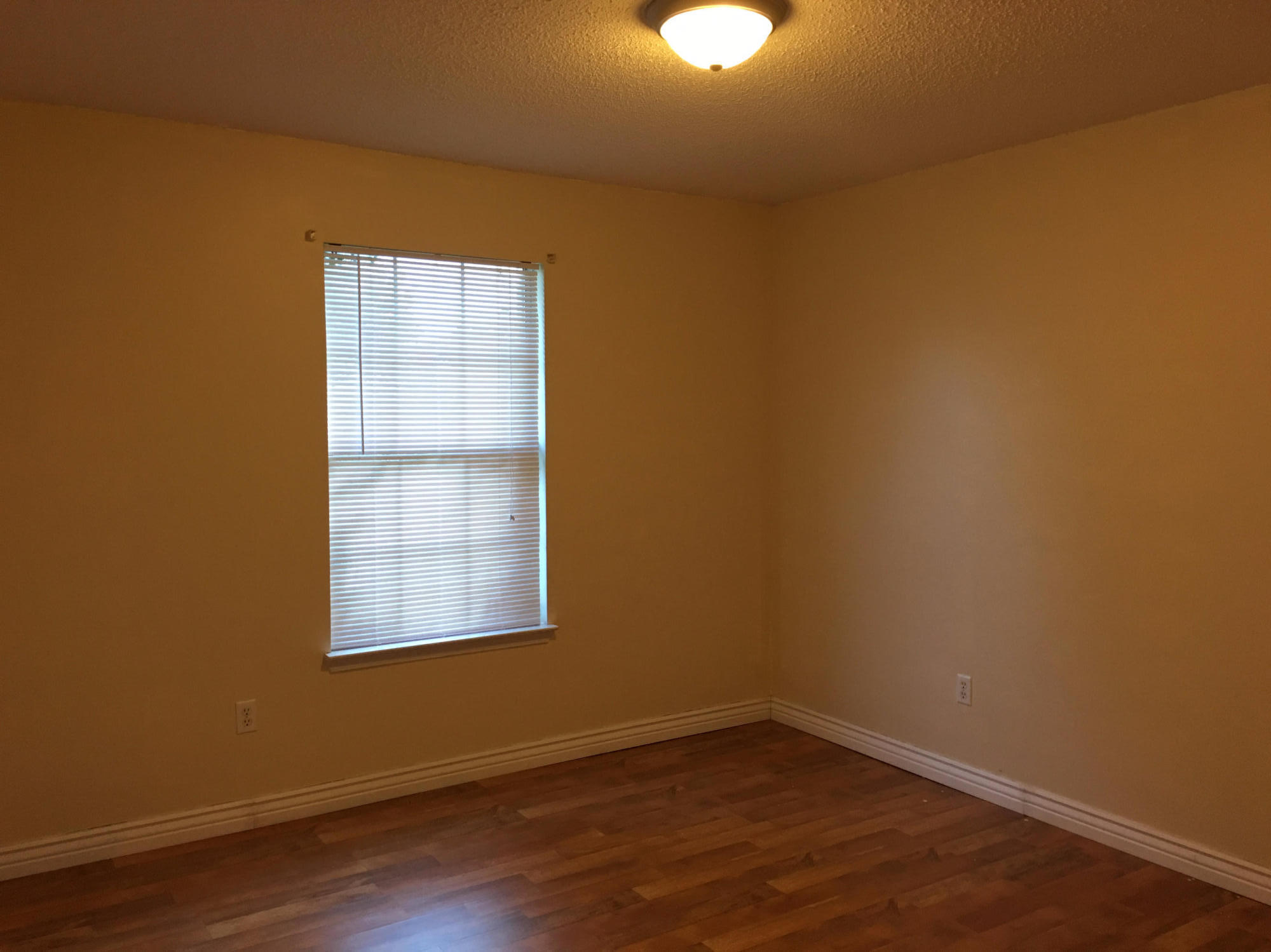 COUNTRYVIEW ESTATES 7TH ADDN - Residential