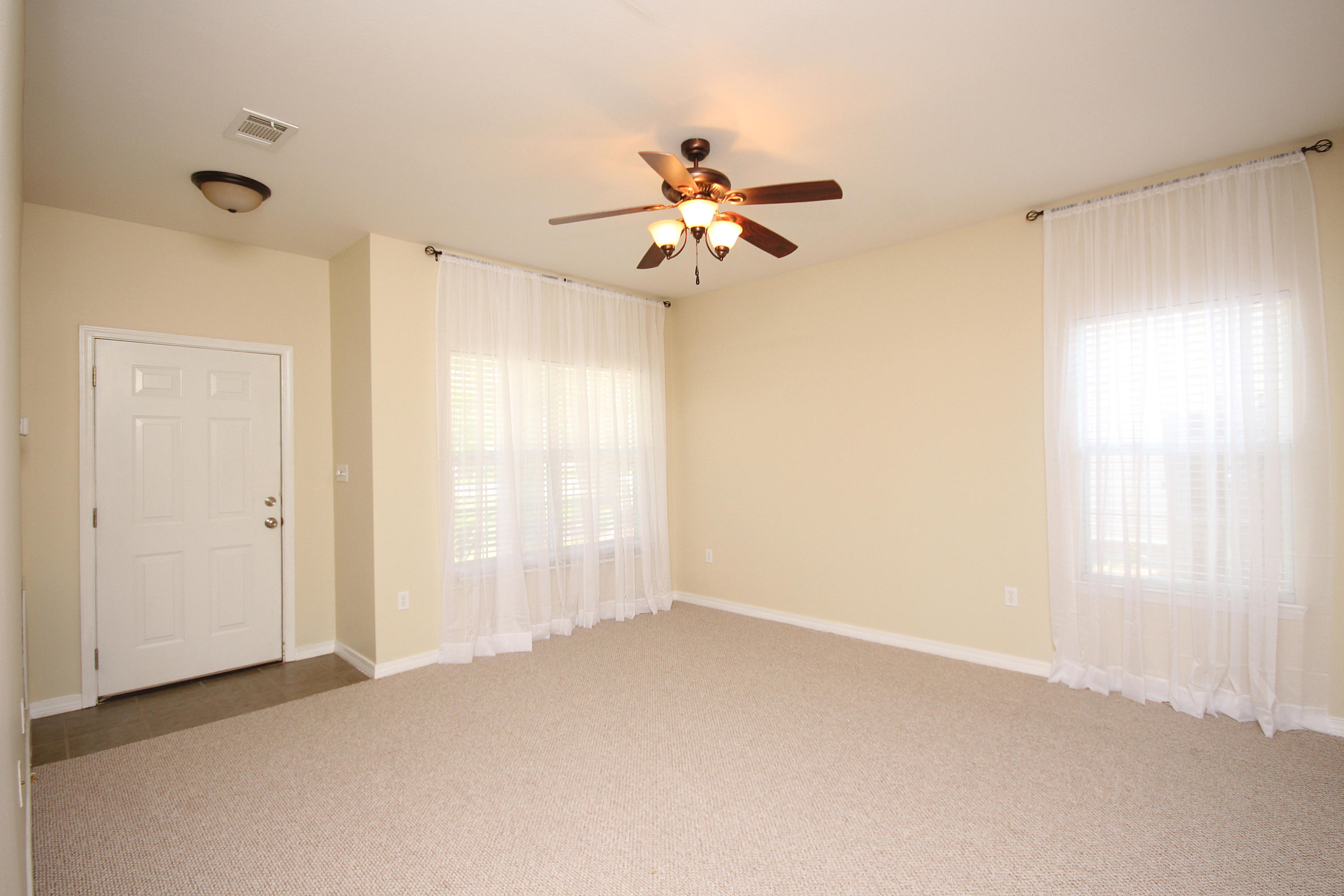 VALPARAISO P/C #6 LOT 3 BLK 83 - Residential