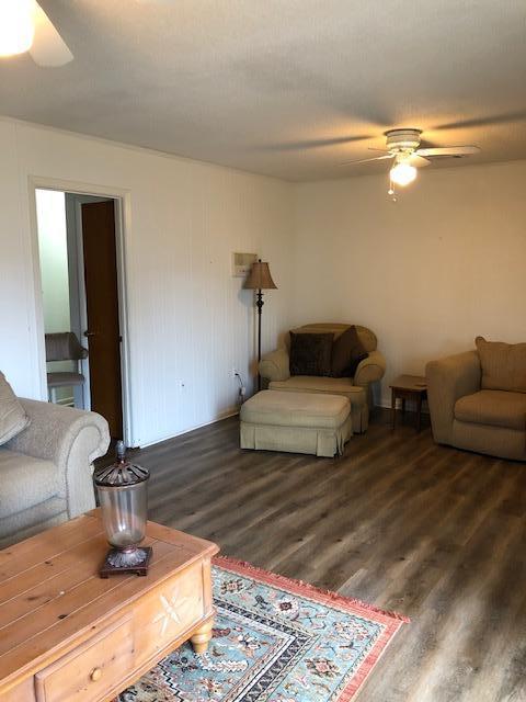 N 107.5 FT OF S 265 FT OF W 150 FT OF SE 1/4 OF NE 1/4 OF NE 1/4 - Residential