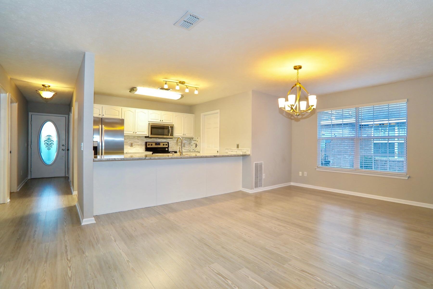 BRITTON WOODS - Residential