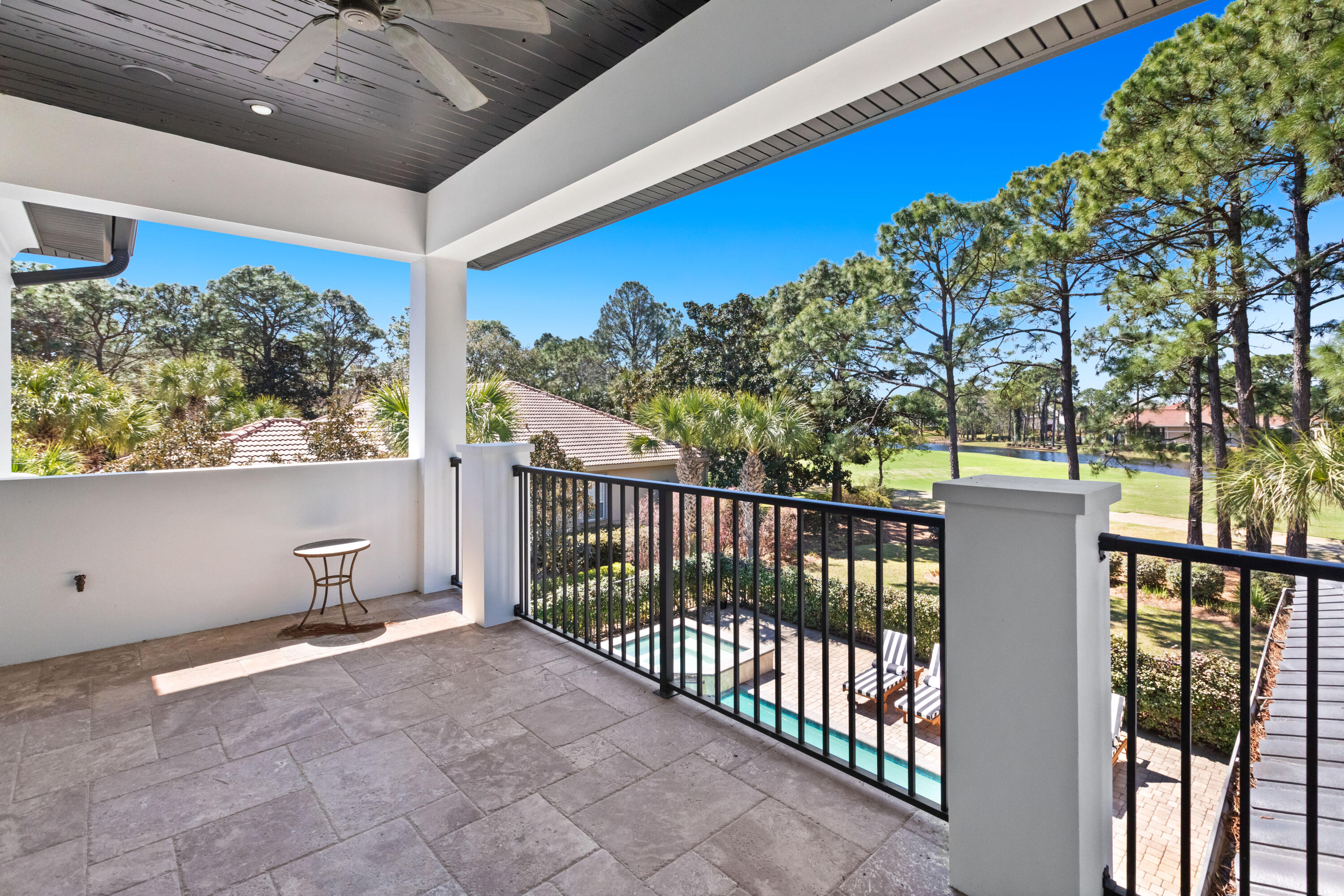 BURNT PINE - Residential