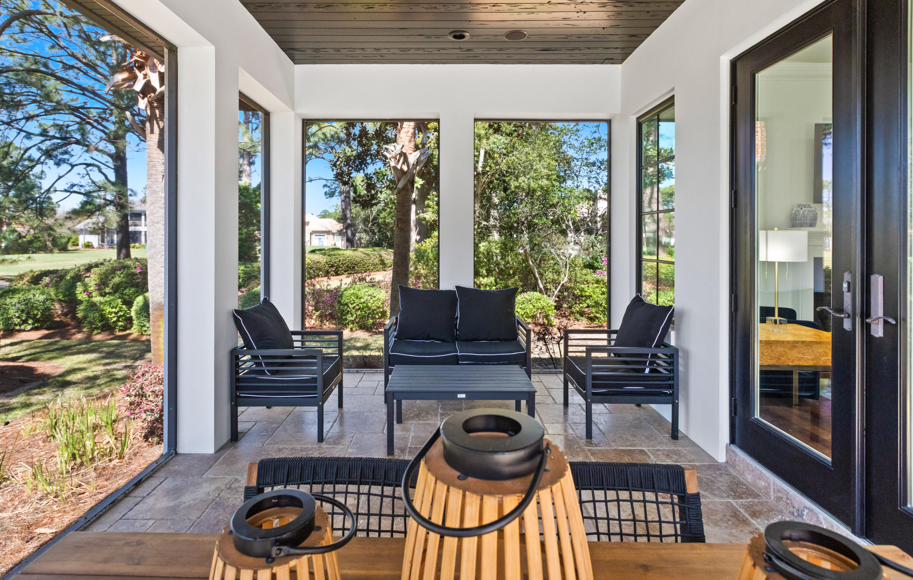 BURNT PINE - Residential