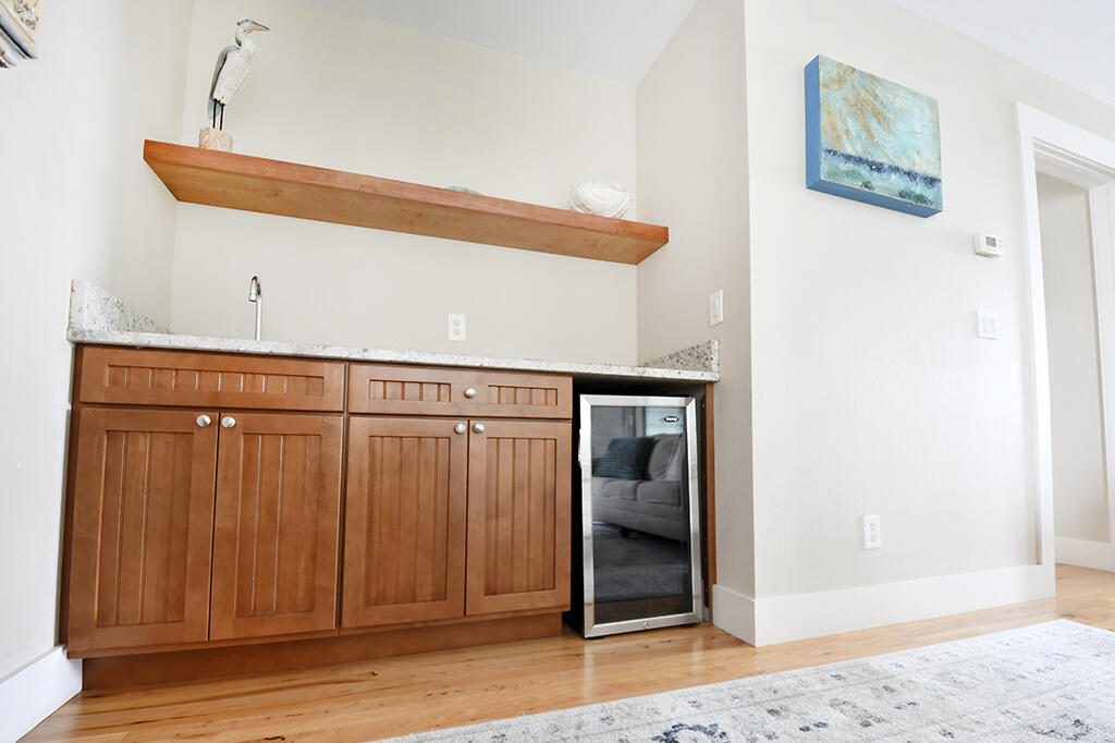 VILLAGE AT BLUE MOUNTAIN BEACH - Residential