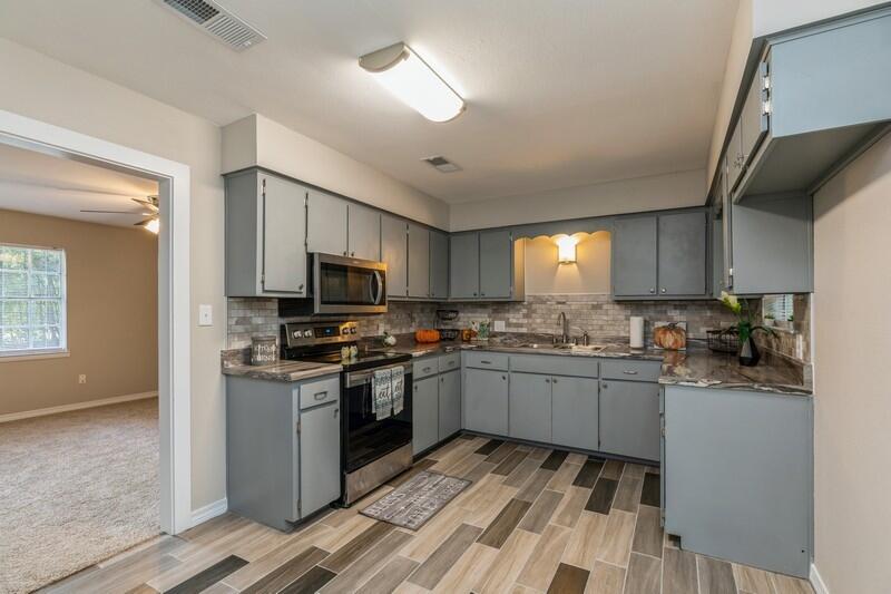 OAKDALE - Residential