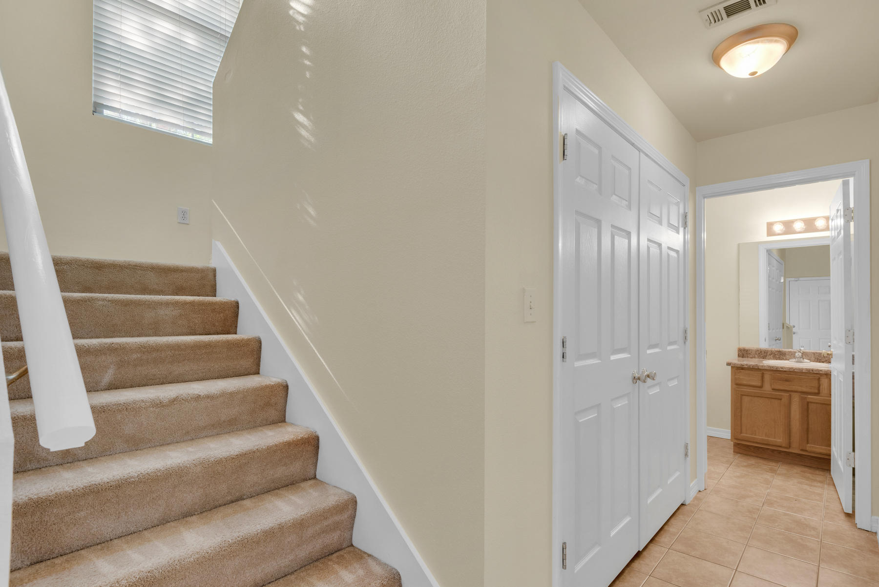 KING'S PORT TOWNHOMES - Residential