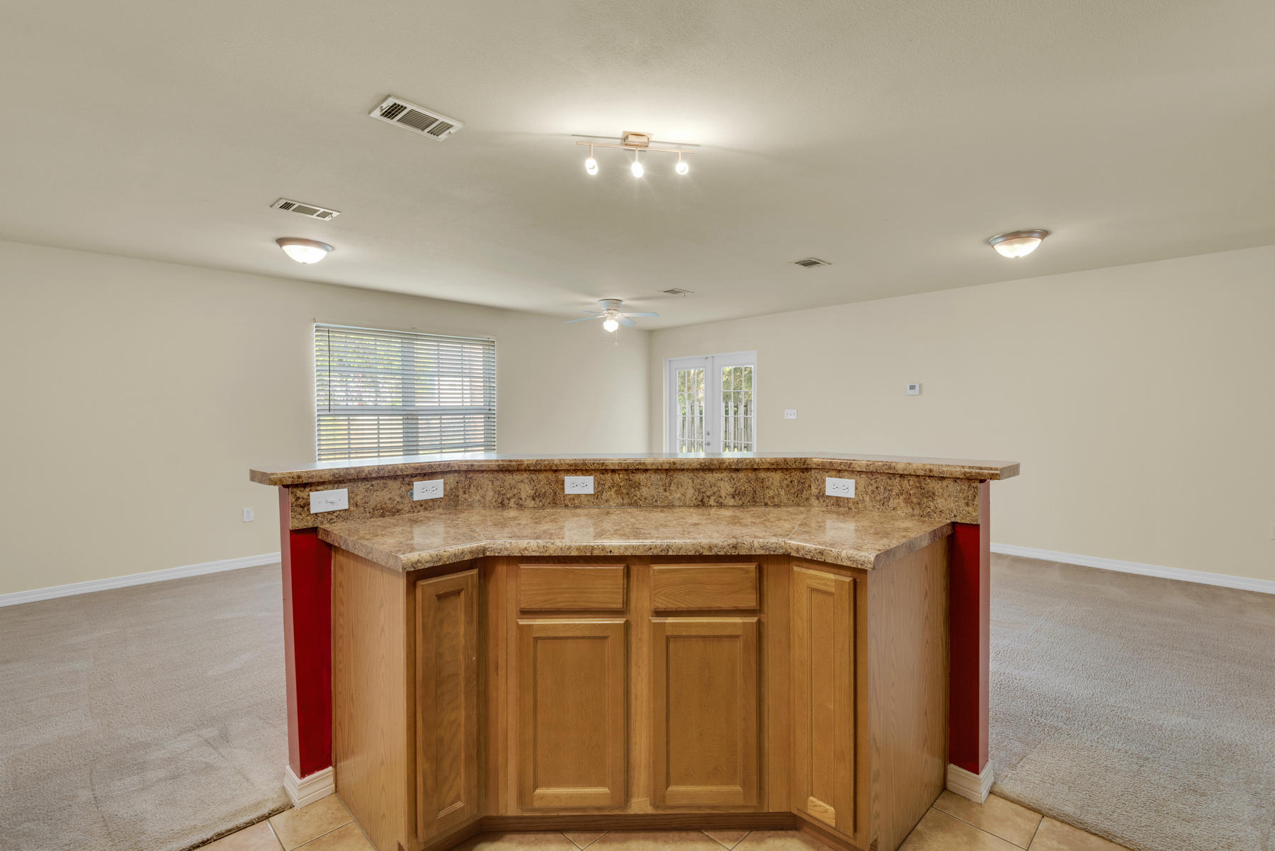 KING'S PORT TOWNHOMES - Residential