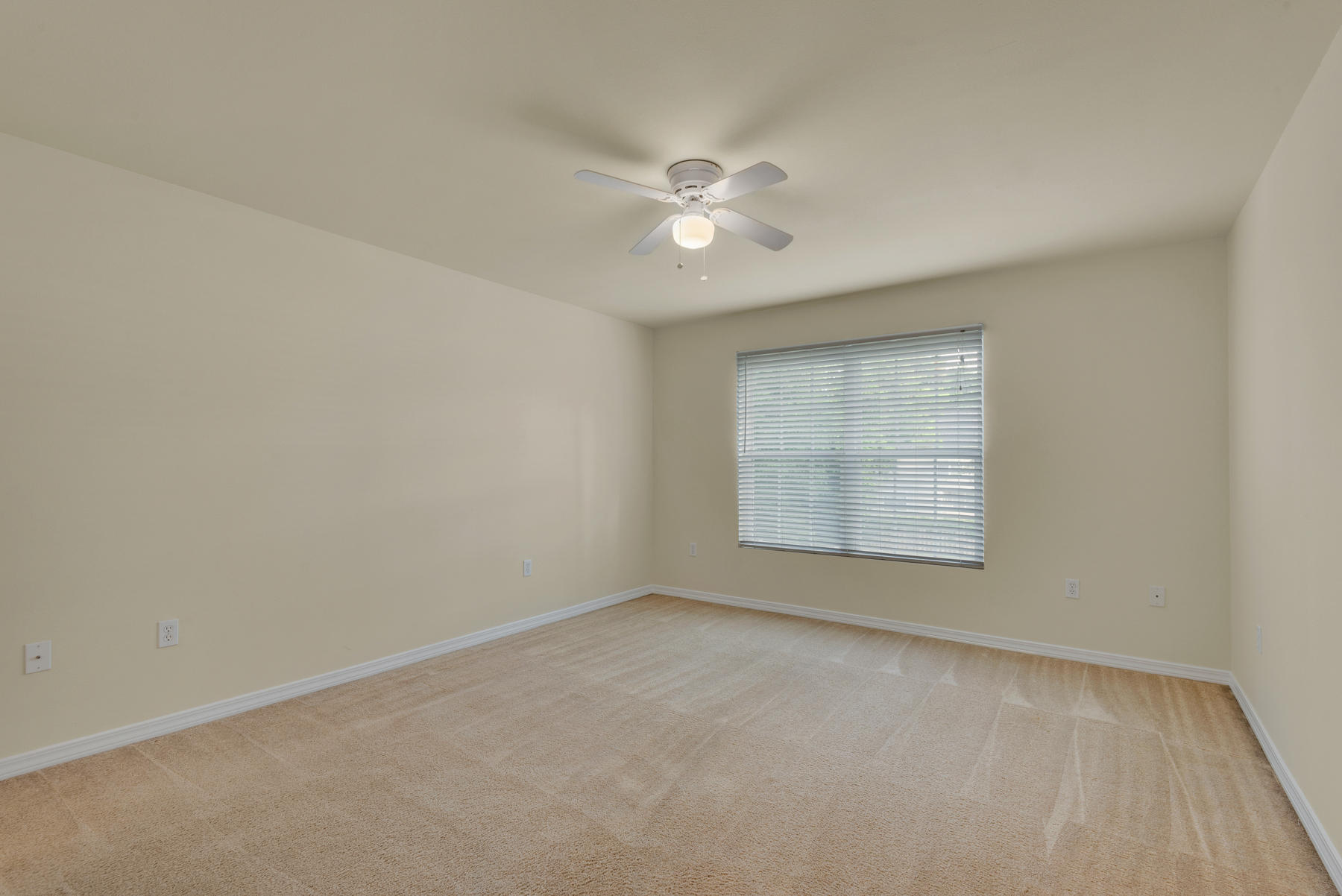 KING'S PORT TOWNHOMES - Residential