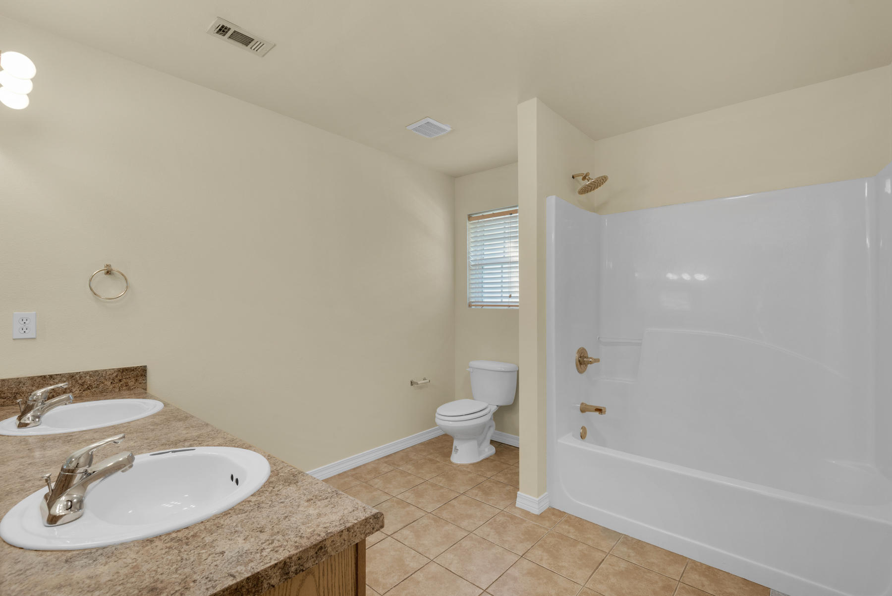 KING'S PORT TOWNHOMES - Residential