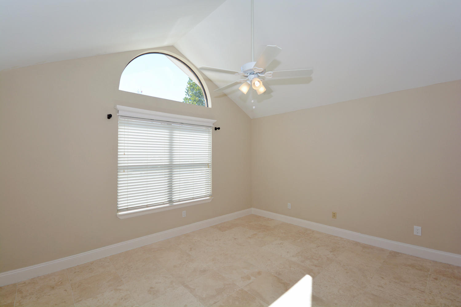 WOODLAND PARK ESTATES - Residential