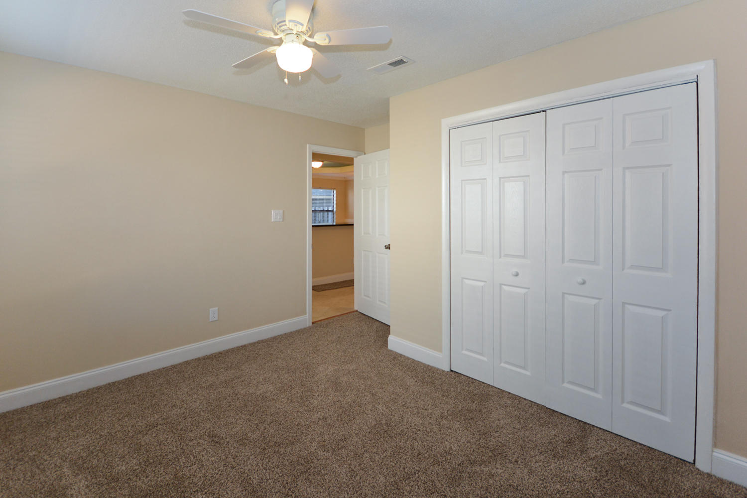 WOODLAND PARK ESTATES - Residential