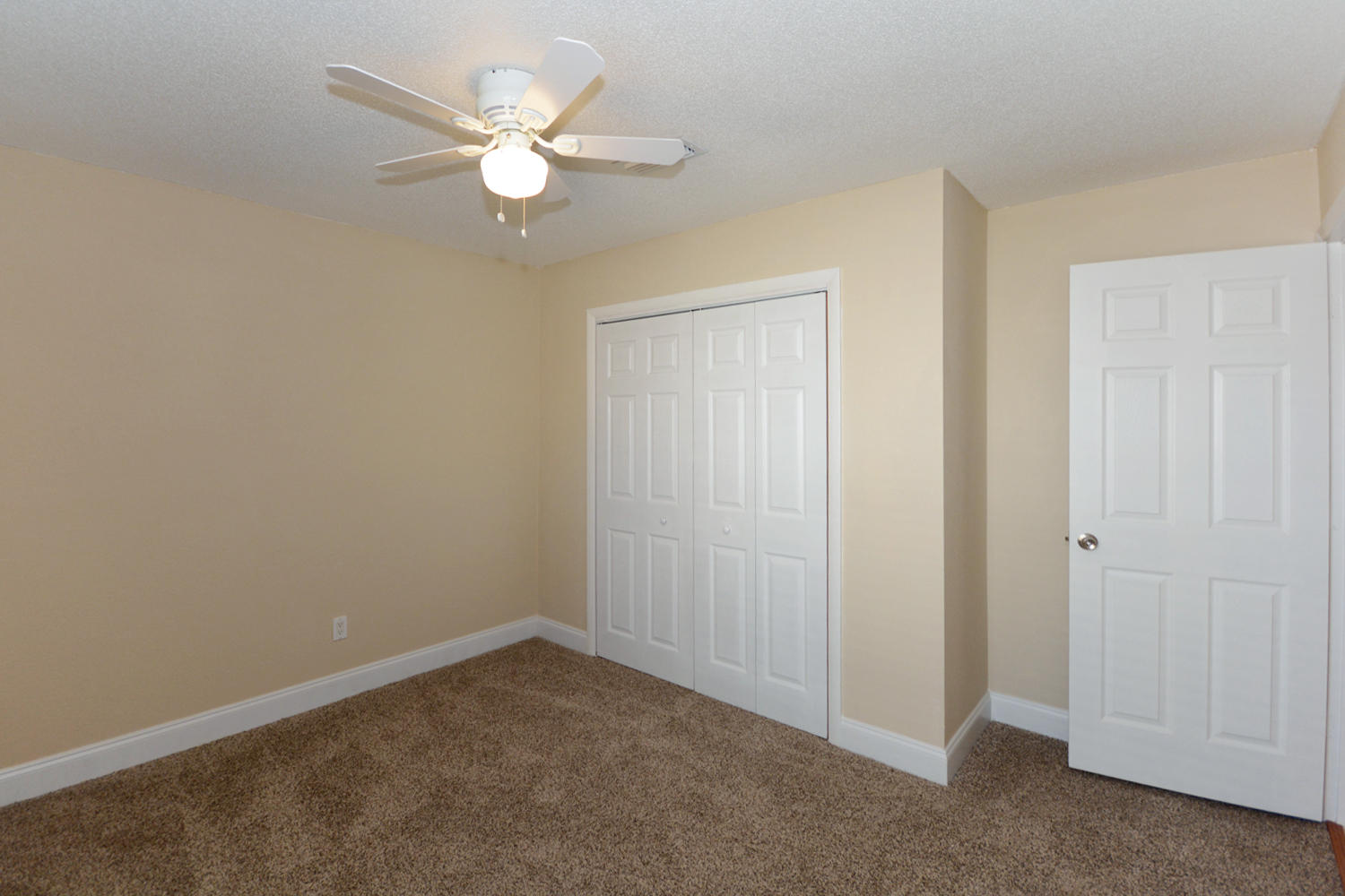 WOODLAND PARK ESTATES - Residential