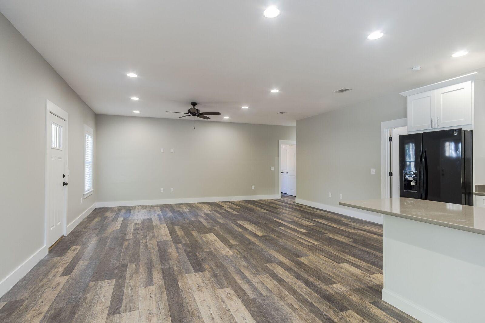 KAM AKERS - Residential