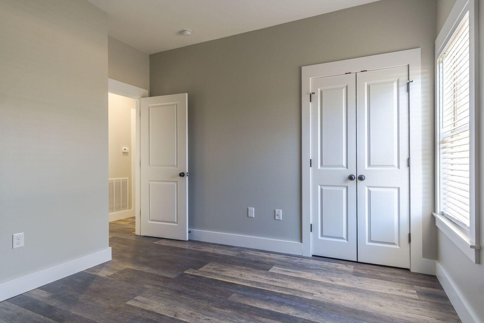 KAM AKERS - Residential