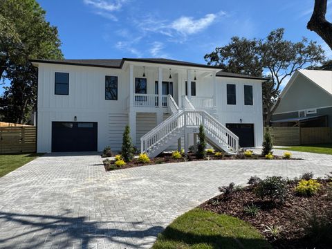 Photo of 22 Shalimar Drive, Shalimar, FL 32579 (MLS # 987778)