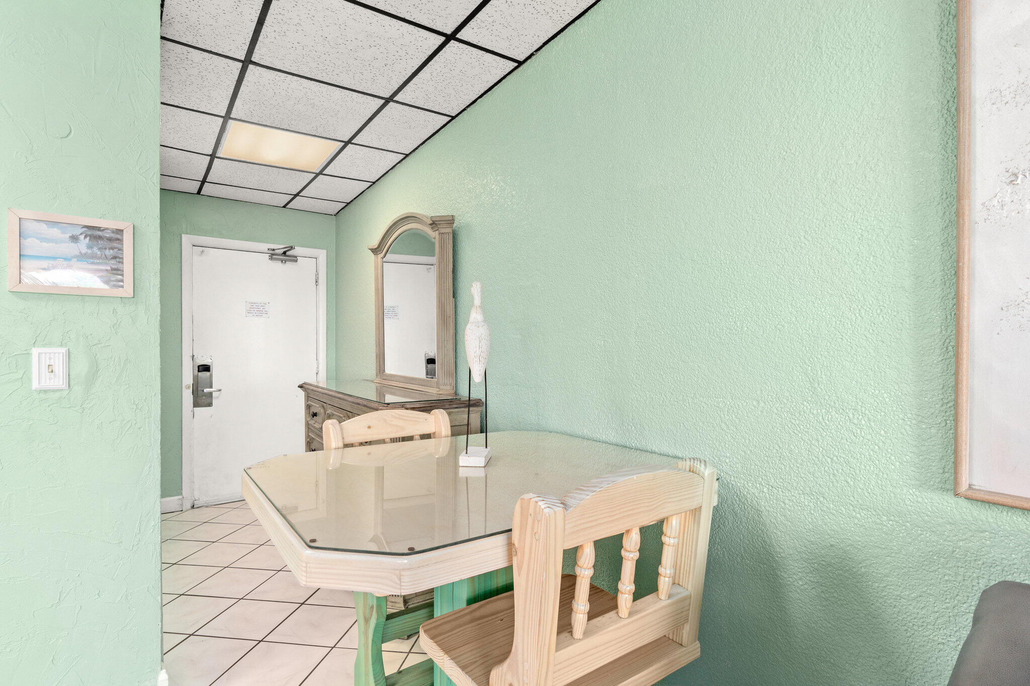 CONTINENTAL CONDO - Residential