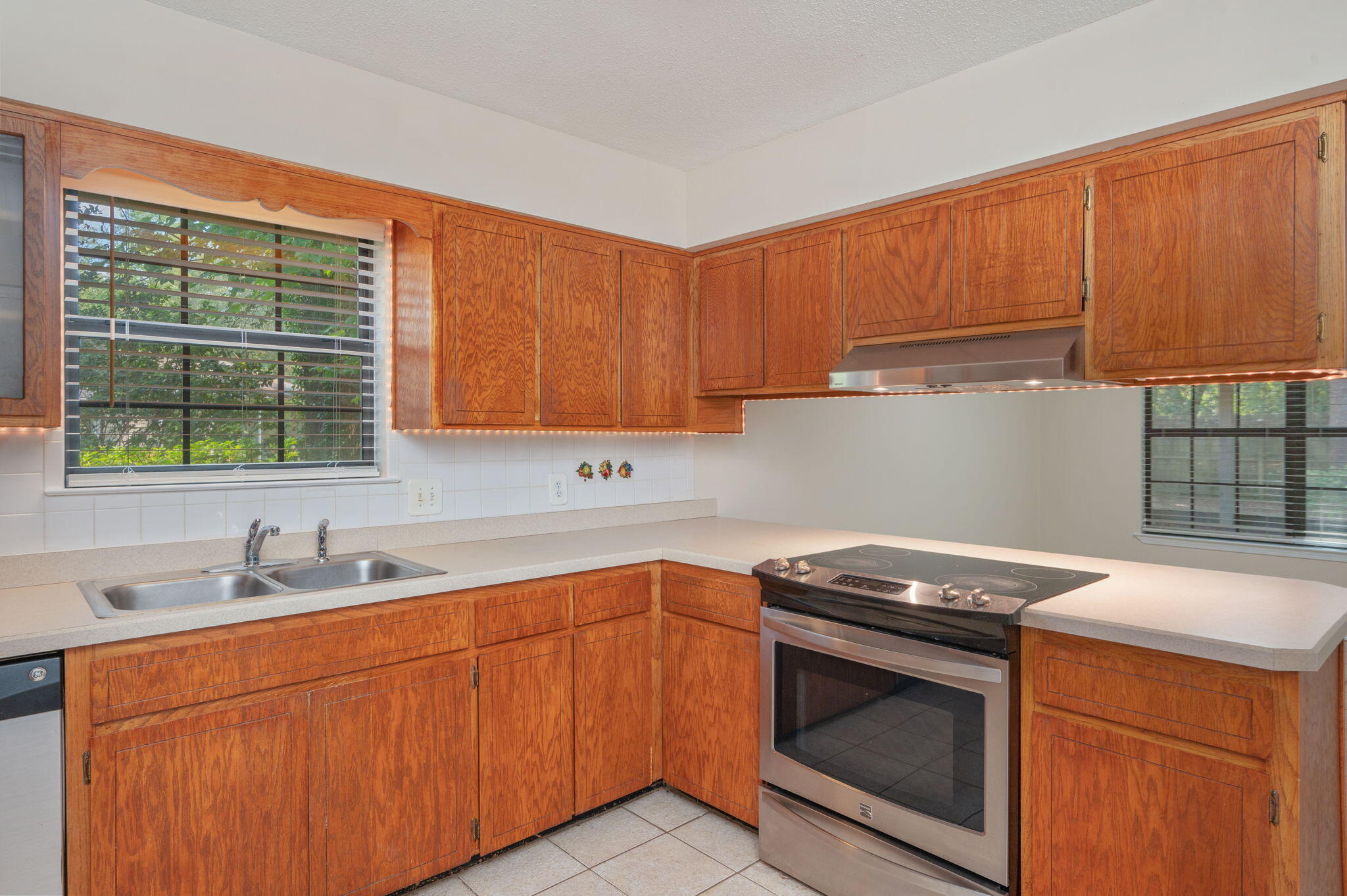 CARIBBEAN VILLAGE EAST 2 - Residential Lease