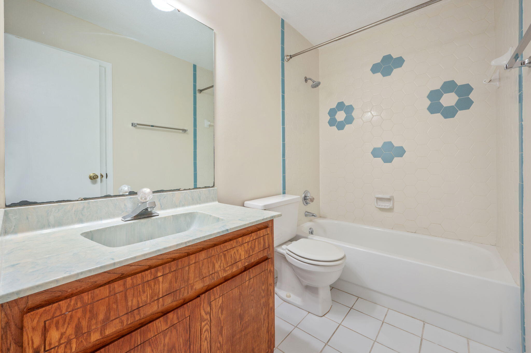 CARIBBEAN VILLAGE EAST 2 - Residential Lease