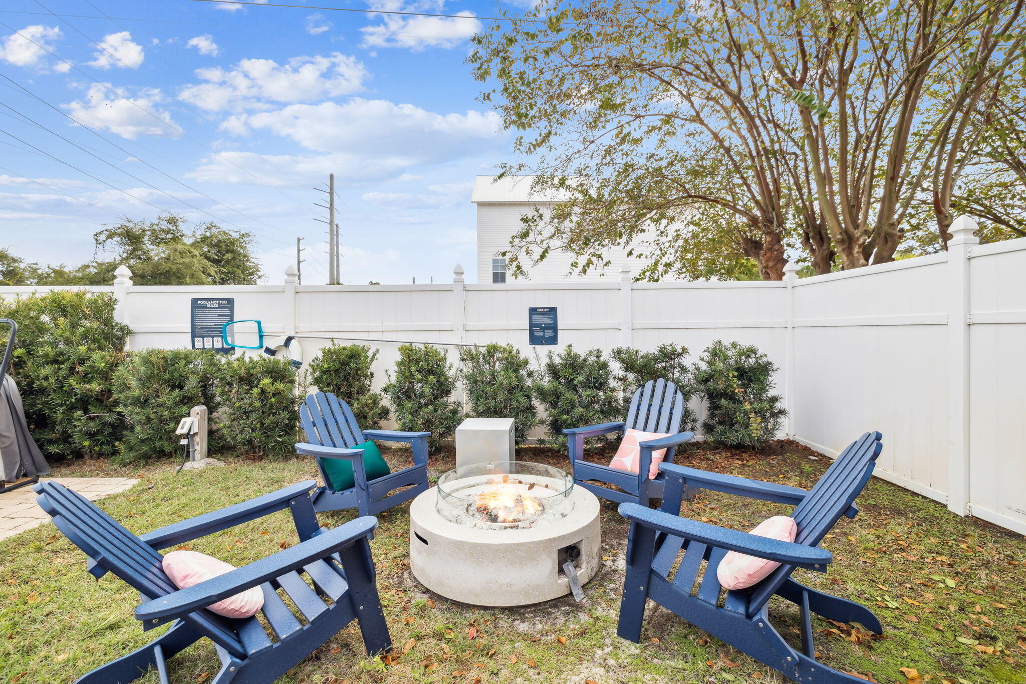 CRYSTAL BEACH - Residential