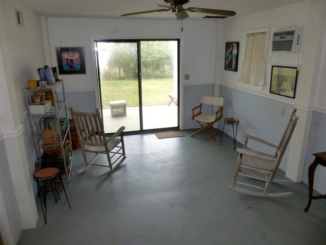 TWIN OAKS 1ST ADDN - Residential