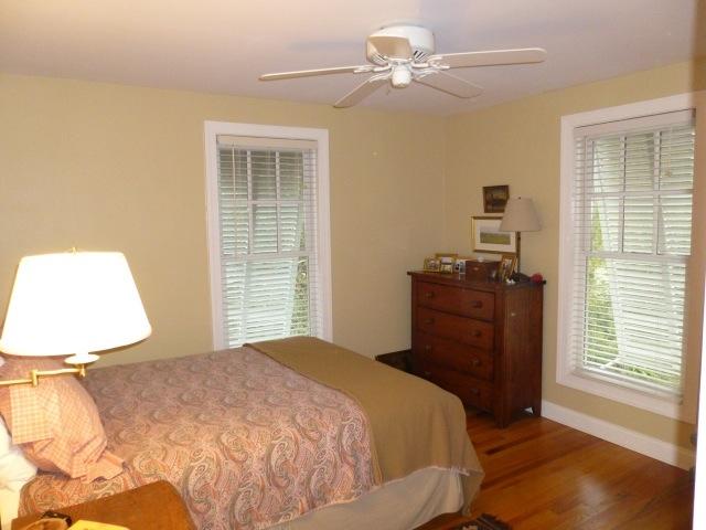 TWIN OAKS 1ST ADDN - Residential