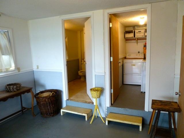 TWIN OAKS 1ST ADDN - Residential