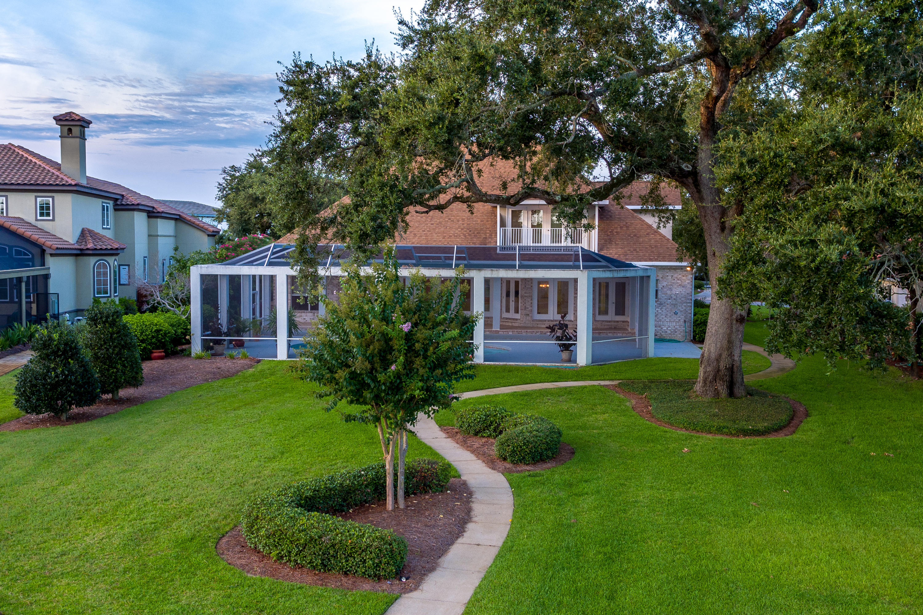 DRIFTWOOD ESTATES - Residential