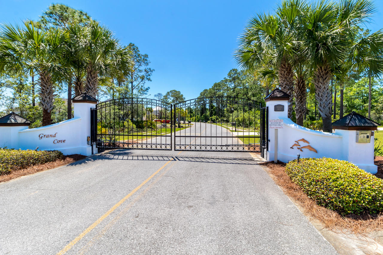 DRIFTWOOD ESTATES - Residential