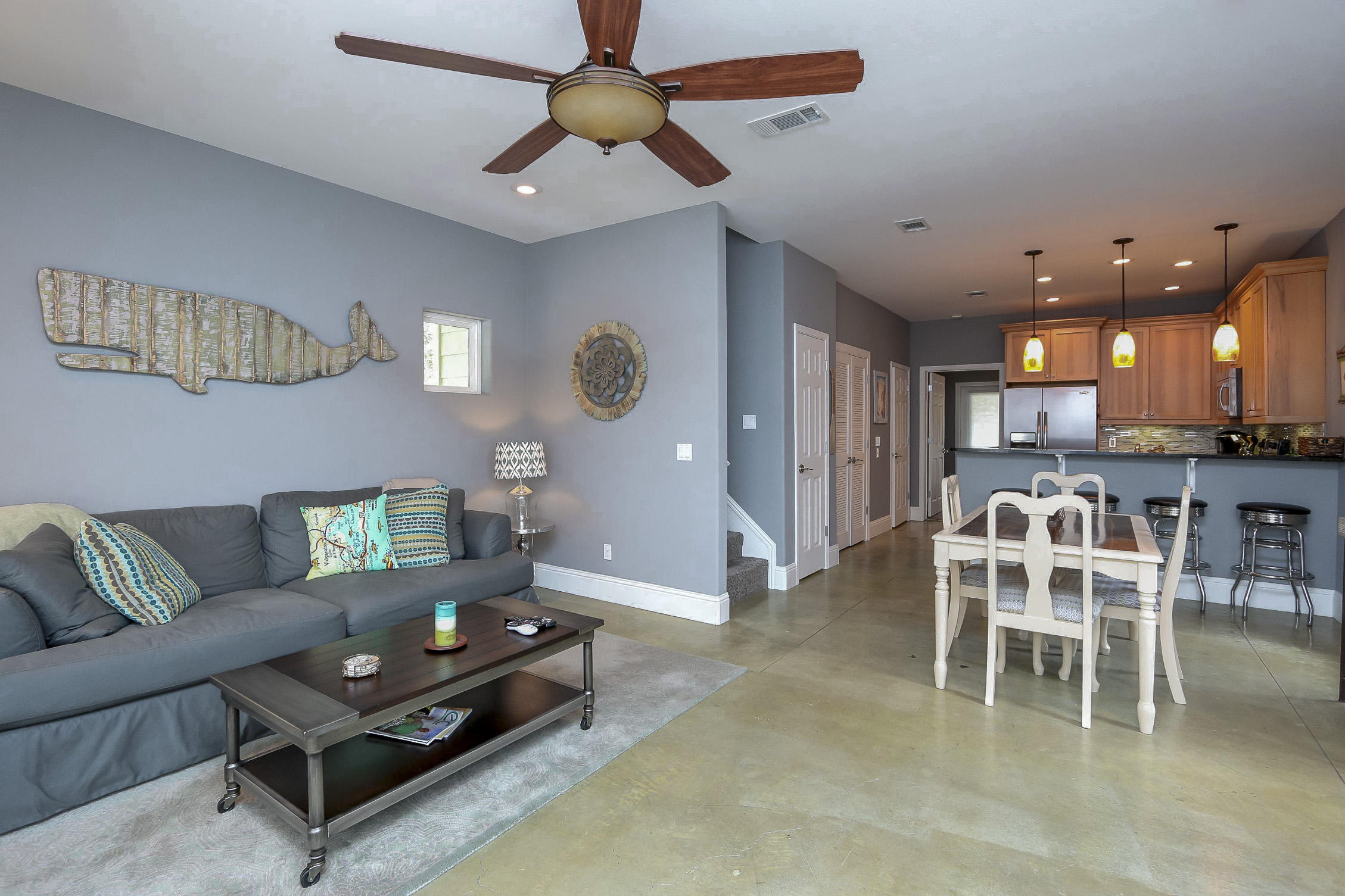 MAGNOLIA BEACH - Residential